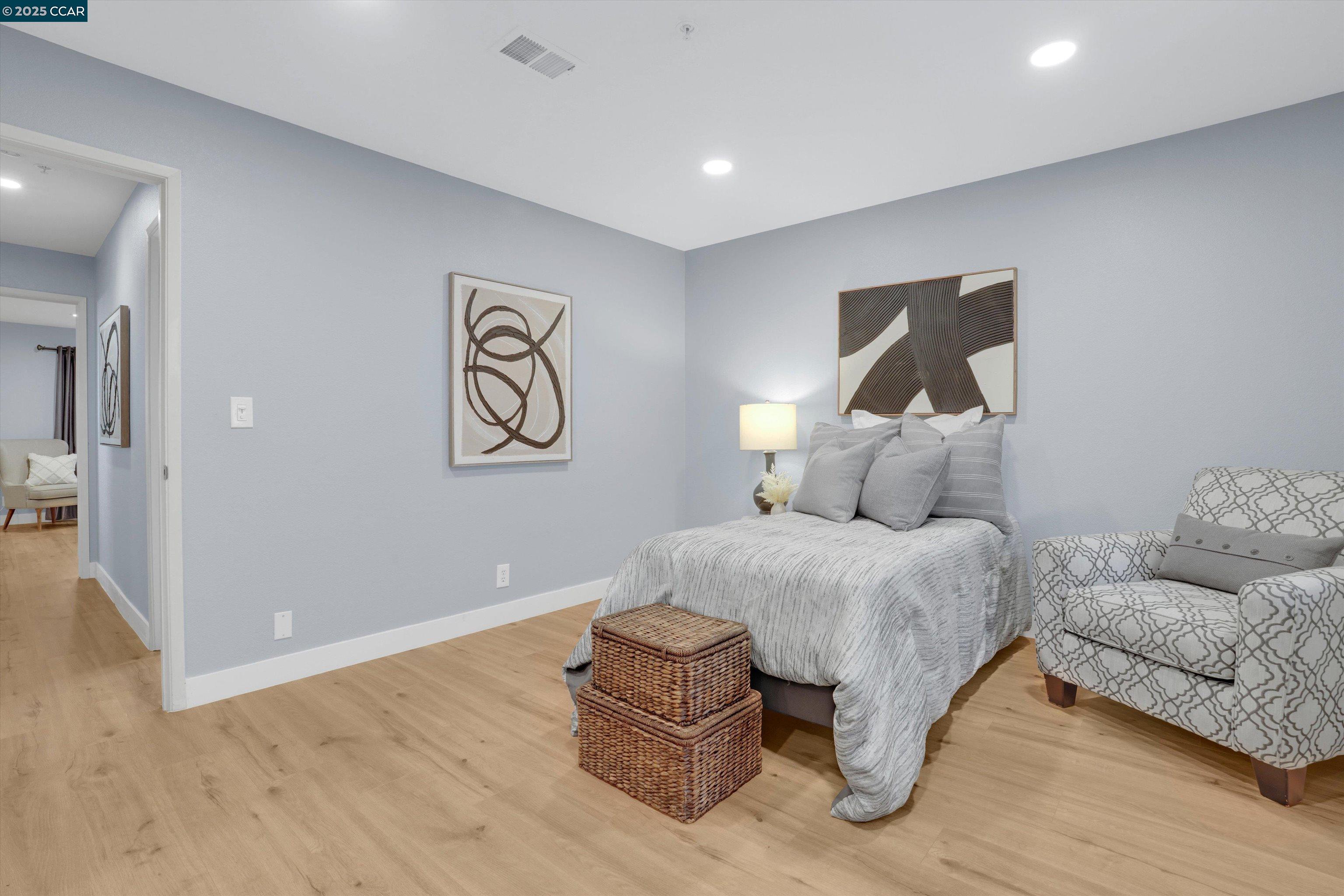 Detail Gallery Image 19 of 27 For 2725 Oak Rd a,  Walnut Creek,  CA 94597 - 2 Beds | 2 Baths