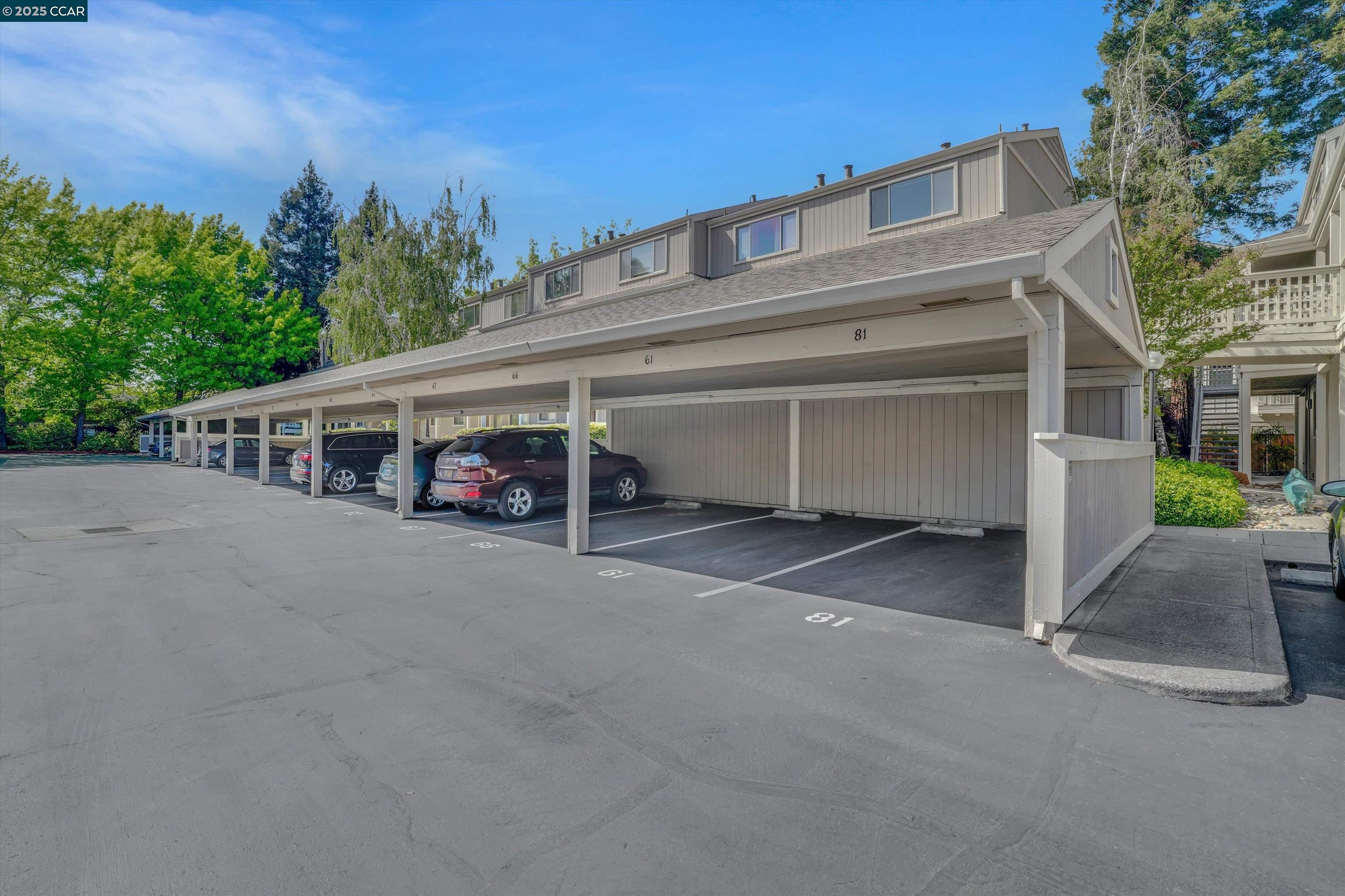 Detail Gallery Image 22 of 27 For 2725 Oak Rd a,  Walnut Creek,  CA 94597 - 2 Beds | 2 Baths