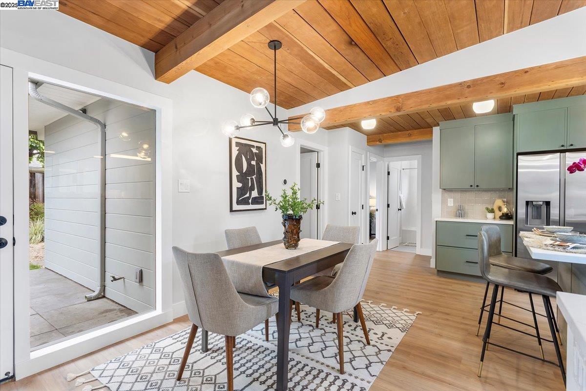 Detail Gallery Image 13 of 48 For 558 Maple Ave, Sunnyvale,  CA 94085 - 3 Beds | 1 Baths