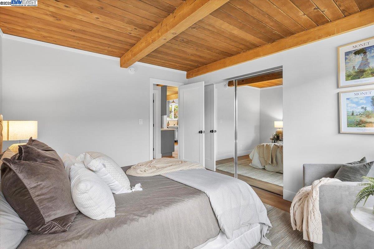 Detail Gallery Image 25 of 48 For 558 Maple Ave, Sunnyvale,  CA 94085 - 3 Beds | 1 Baths