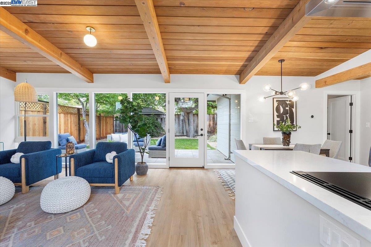 Detail Gallery Image 6 of 48 For 558 Maple Ave, Sunnyvale,  CA 94085 - 3 Beds | 1 Baths