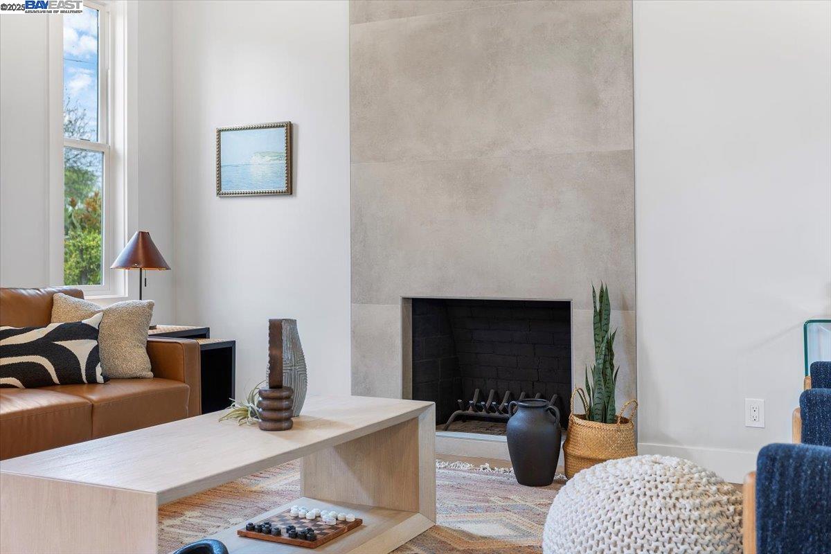 Detail Gallery Image 8 of 48 For 558 Maple Ave, Sunnyvale,  CA 94085 - 3 Beds | 1 Baths