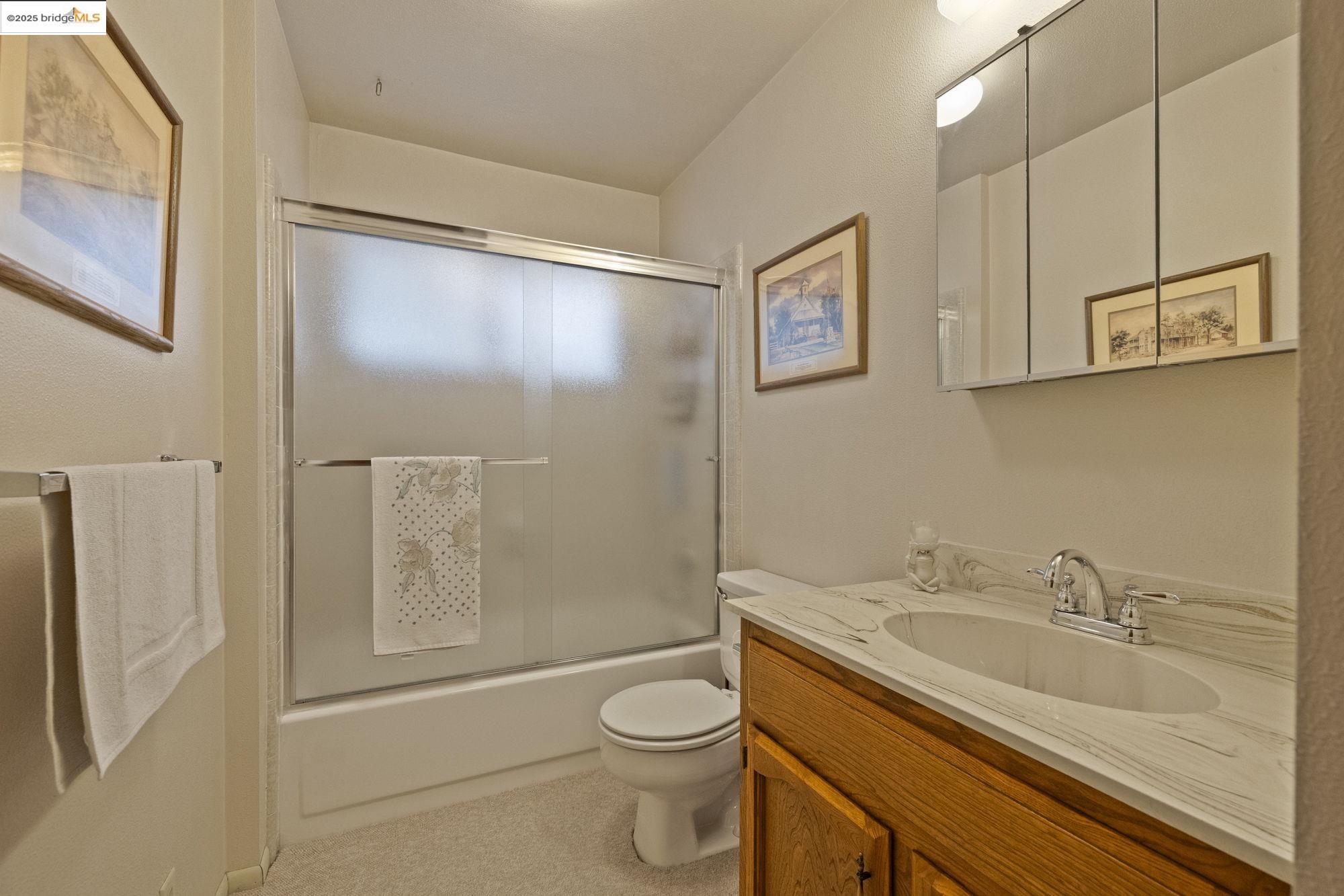 Detail Gallery Image 18 of 37 For 12632 Cresthaven Dr, Groveland,  CA 95321 - 3 Beds | 2 Baths