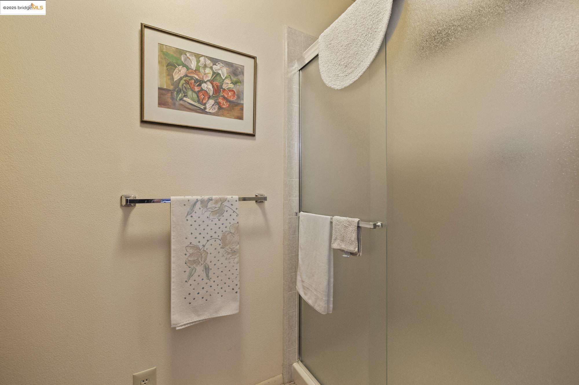 Detail Gallery Image 25 of 37 For 12632 Cresthaven Dr, Groveland,  CA 95321 - 3 Beds | 2 Baths
