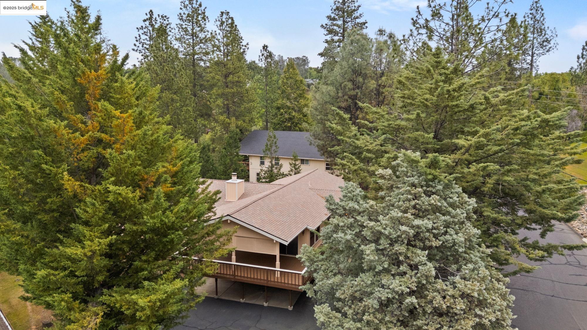 Detail Gallery Image 34 of 37 For 12632 Cresthaven Dr, Groveland,  CA 95321 - 3 Beds | 2 Baths
