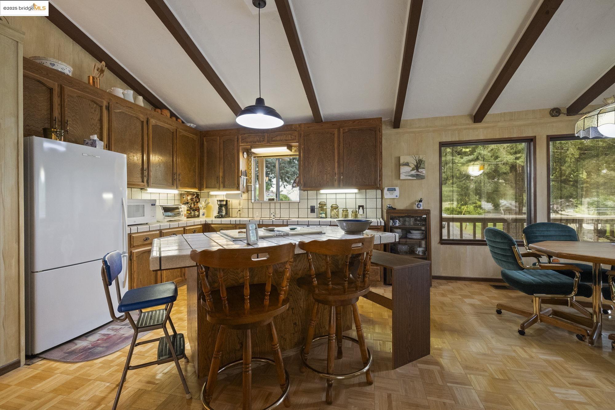 Detail Gallery Image 7 of 37 For 12632 Cresthaven Dr, Groveland,  CA 95321 - 3 Beds | 2 Baths
