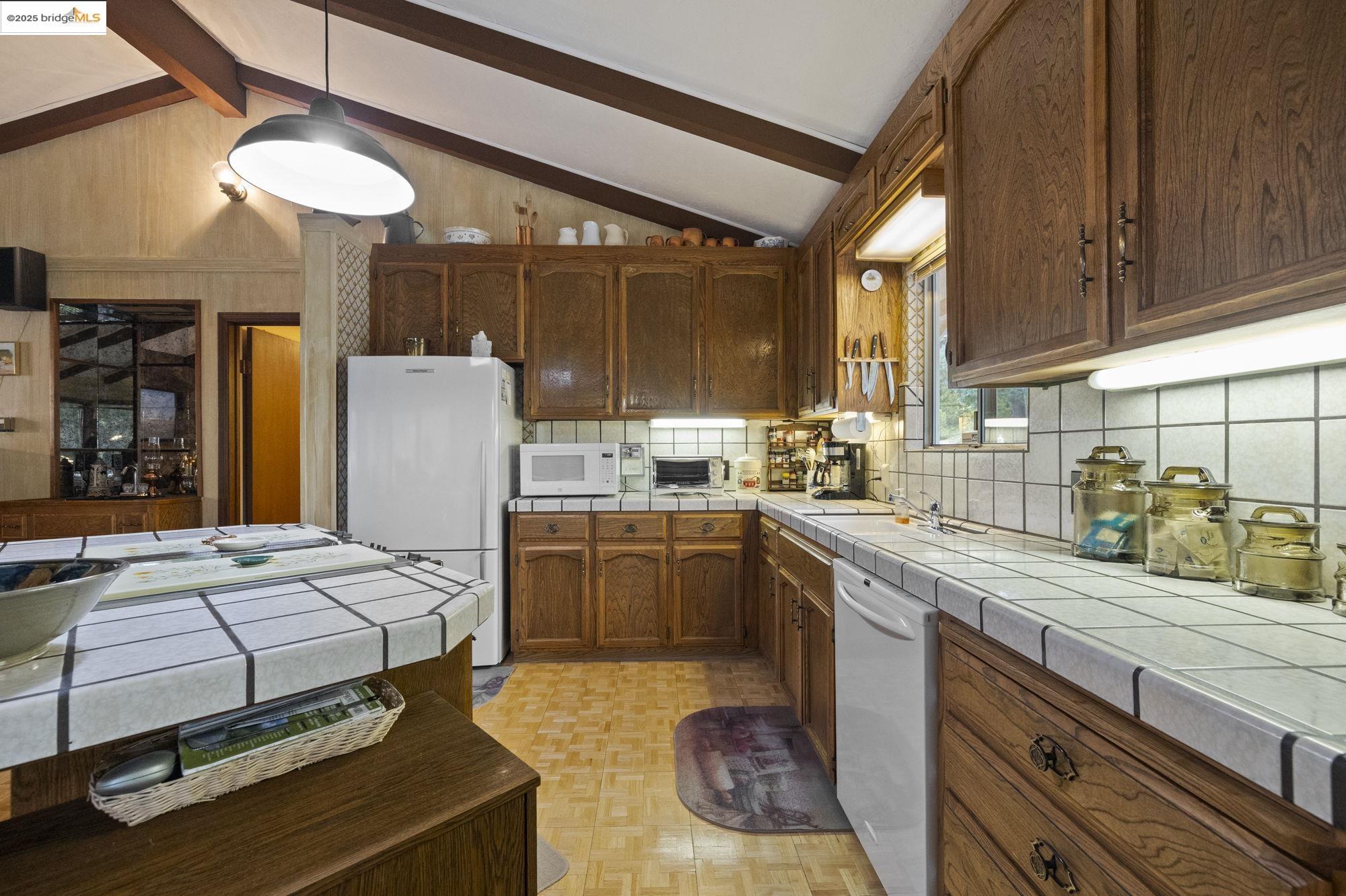 Detail Gallery Image 9 of 37 For 12632 Cresthaven Dr, Groveland,  CA 95321 - 3 Beds | 2 Baths