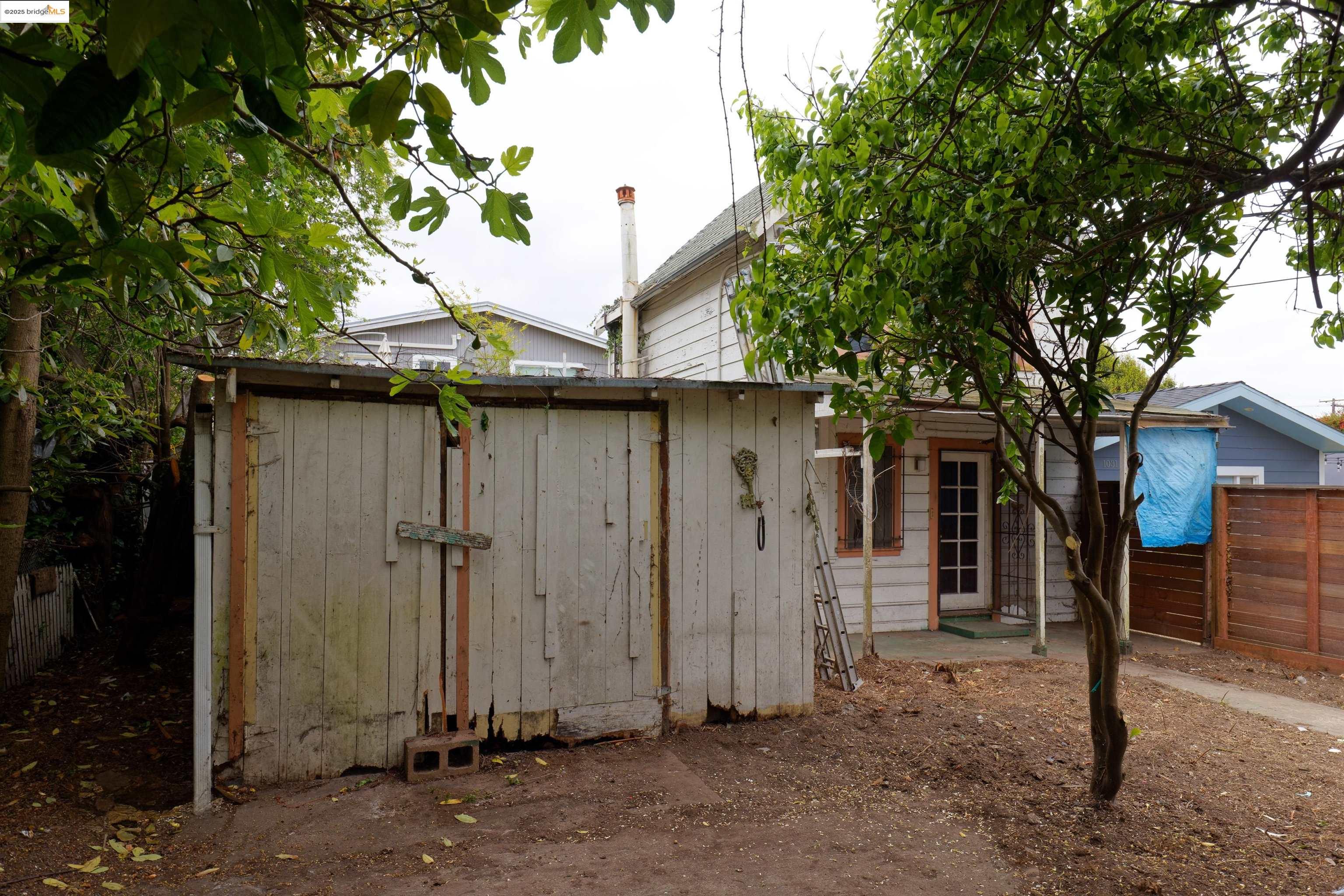 1029 57Th St, Oakland, California 94608, 2 Bedrooms Bedrooms, 4 Rooms Rooms,1 BathroomBathrooms,Residential,For Sale,1029 57Th St,41095176