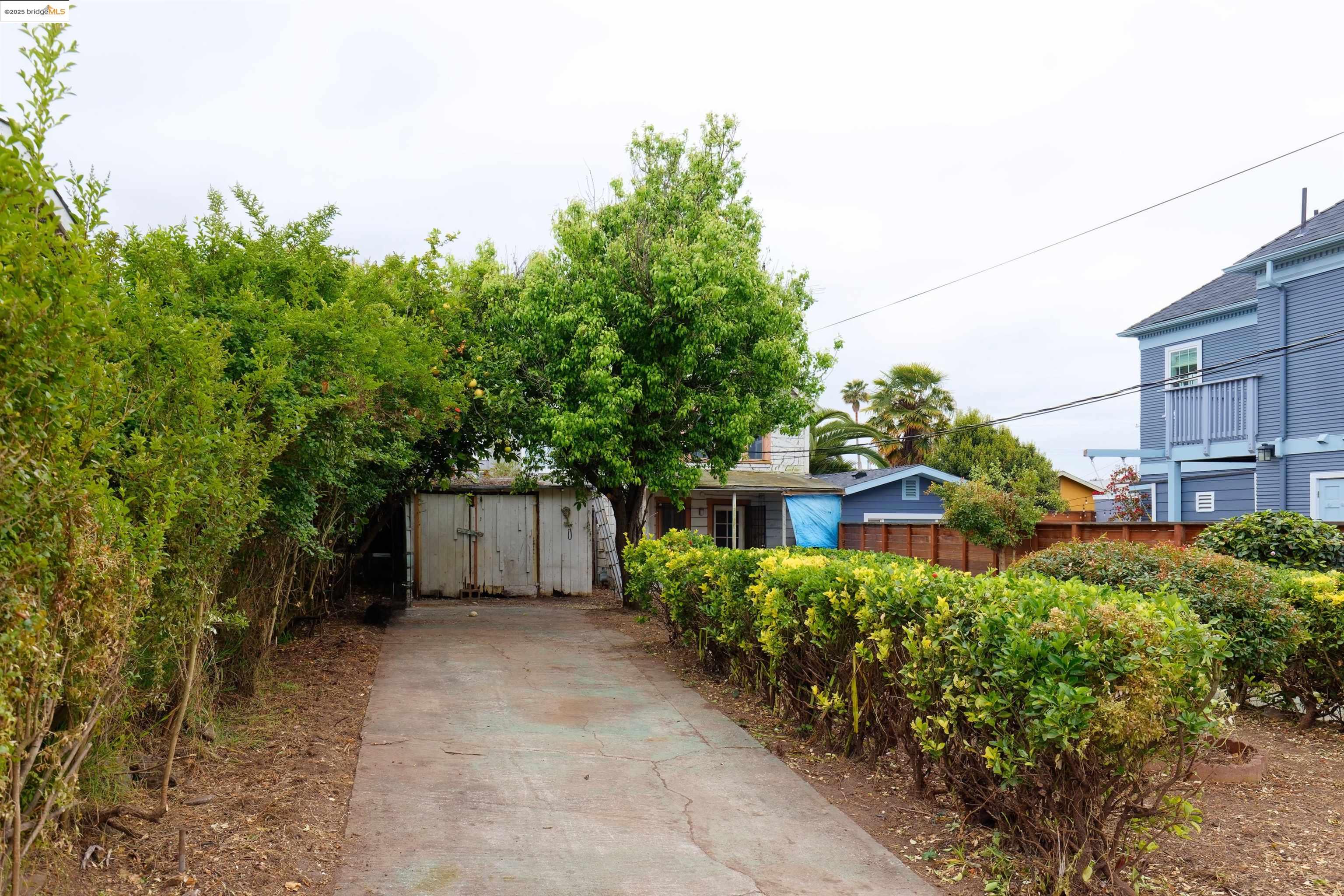 1029 57Th St, Oakland, California 94608, 2 Bedrooms Bedrooms, 4 Rooms Rooms,1 BathroomBathrooms,Residential,For Sale,1029 57Th St,41095176
