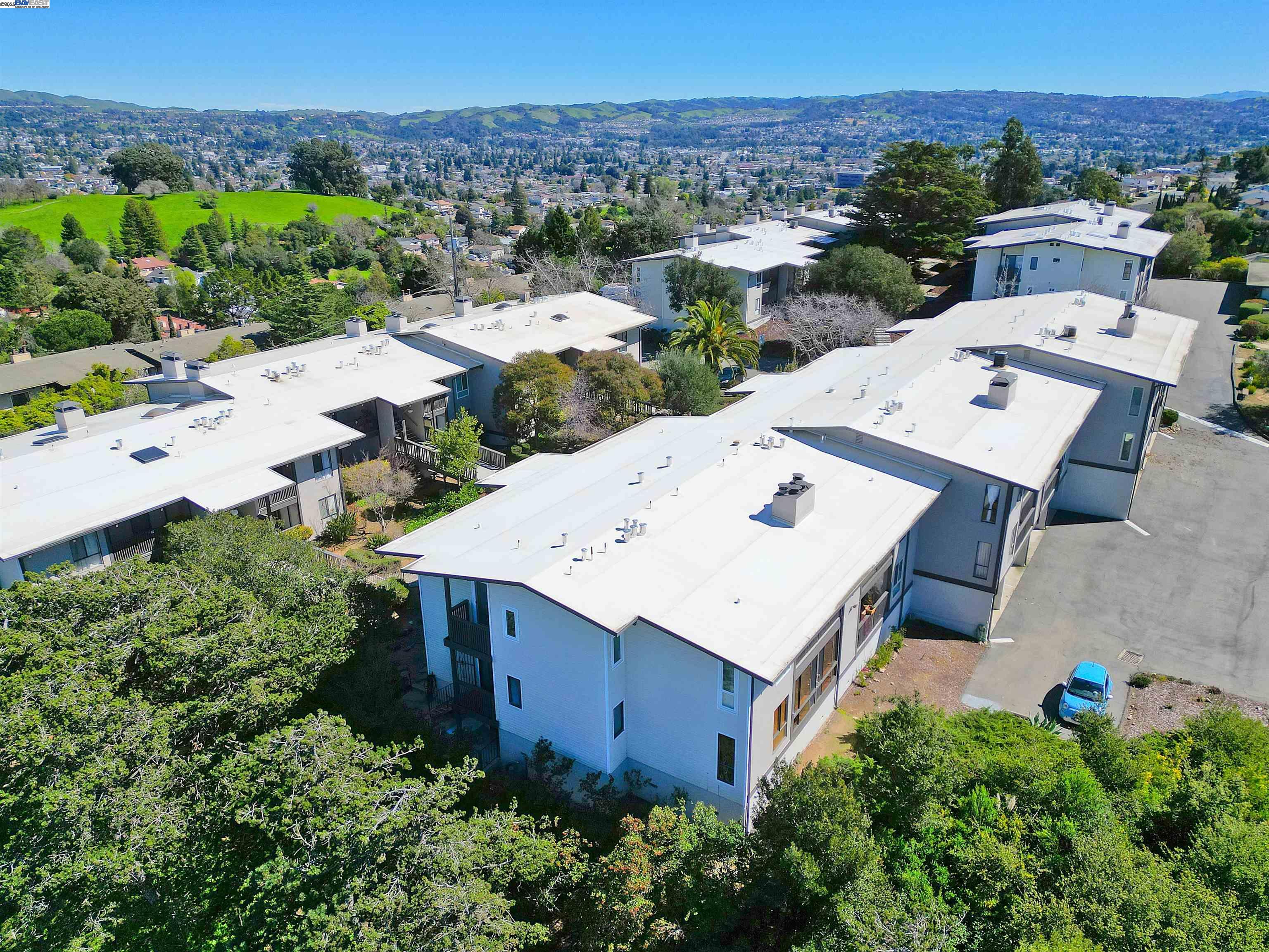 Detail Gallery Image 29 of 39 For 19100 Crest Ave #23,  Castro Valley,  CA 94546 - 2 Beds | 1 Baths