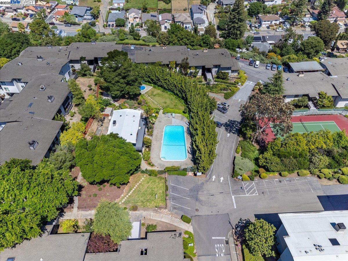 Detail Gallery Image 39 of 39 For 19100 Crest Ave #23,  Castro Valley,  CA 94546 - 2 Beds | 1 Baths