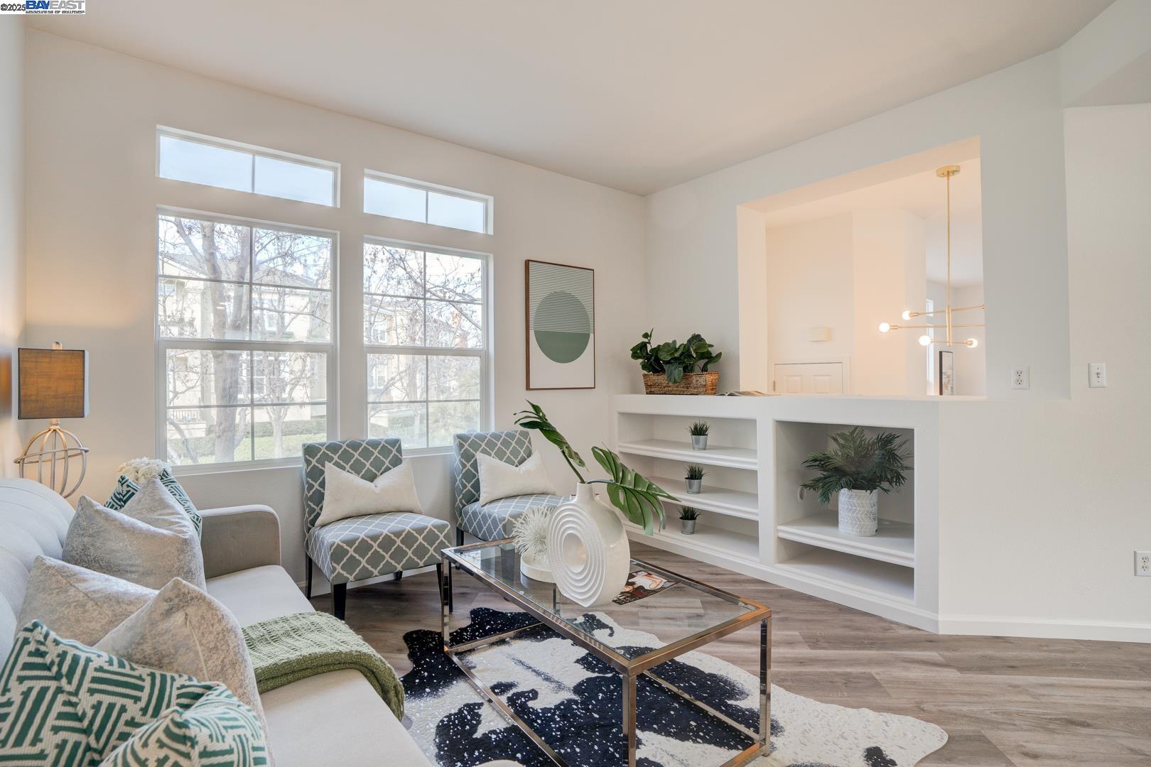 Detail Gallery Image 2 of 60 For 3541 Madison Common, Fremont,  CA 94538 - 3 Beds | 2/1 Baths