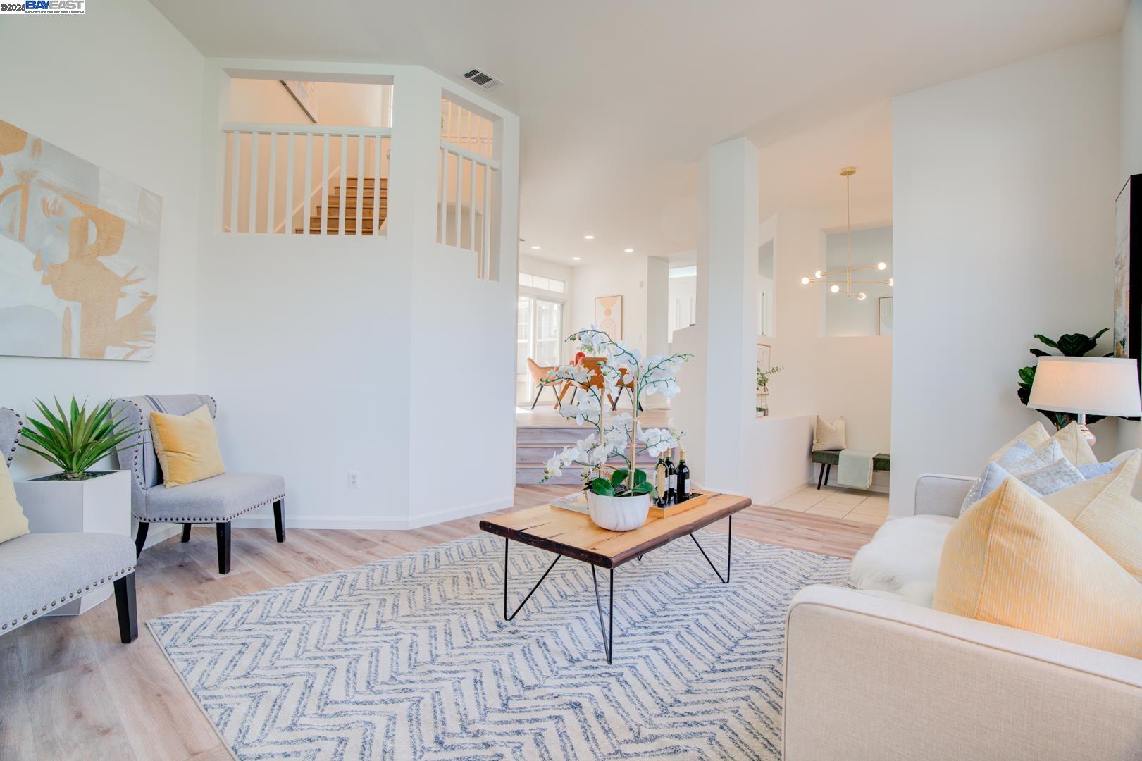 Detail Gallery Image 9 of 60 For 3541 Madison Common, Fremont,  CA 94538 - 3 Beds | 2/1 Baths