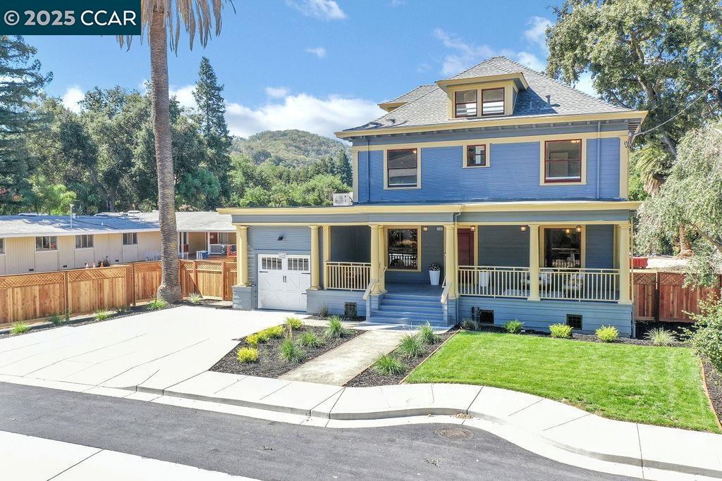 Detail Gallery Image 2 of 54 For 4100 Alhambra Way, Martinez,  CA 94553 - 5 Beds | 3/1 Baths
