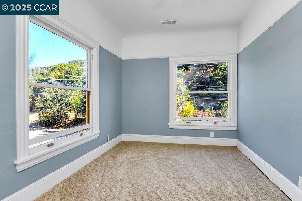 Detail Gallery Image 38 of 54 For 4100 Alhambra Way, Martinez,  CA 94553 - 5 Beds | 3/1 Baths