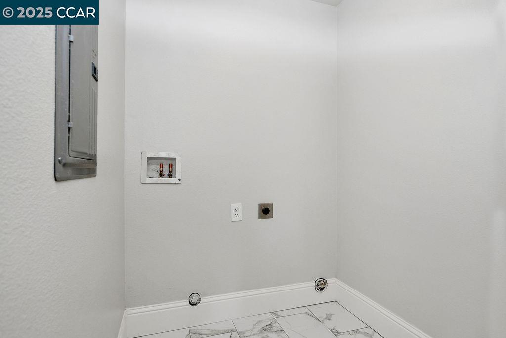 Detail Gallery Image 39 of 54 For 4100 Alhambra Way, Martinez,  CA 94553 - 5 Beds | 3/1 Baths