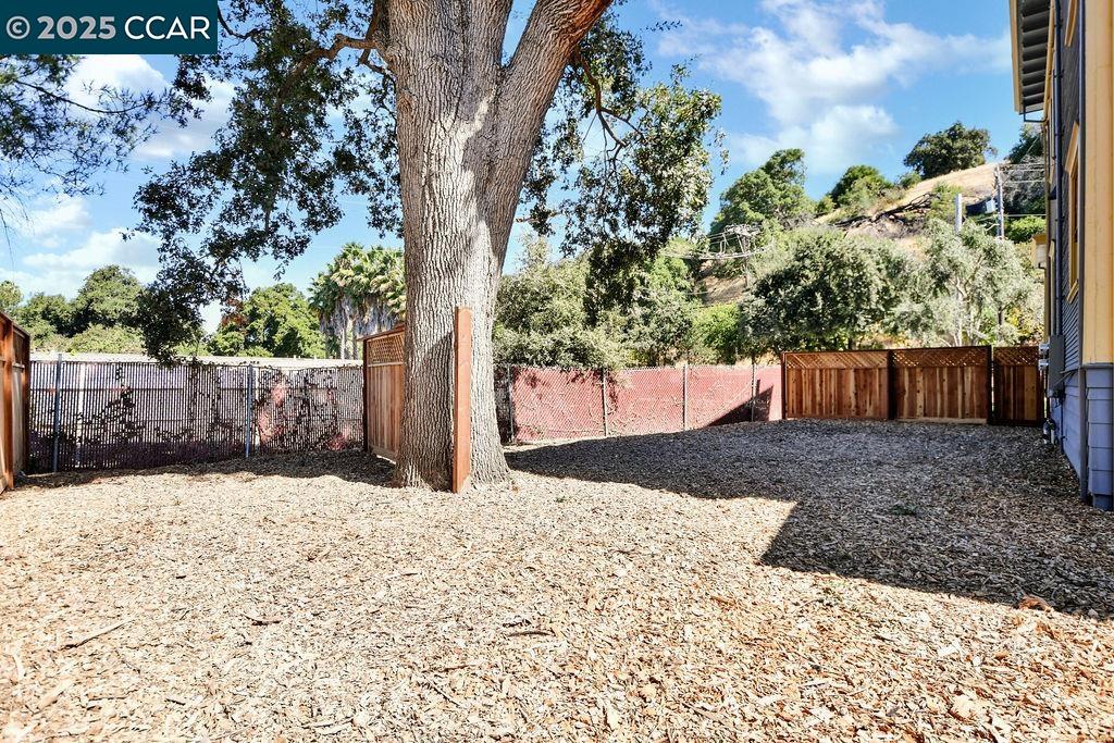 Detail Gallery Image 50 of 54 For 4100 Alhambra Way, Martinez,  CA 94553 - 5 Beds | 3/1 Baths