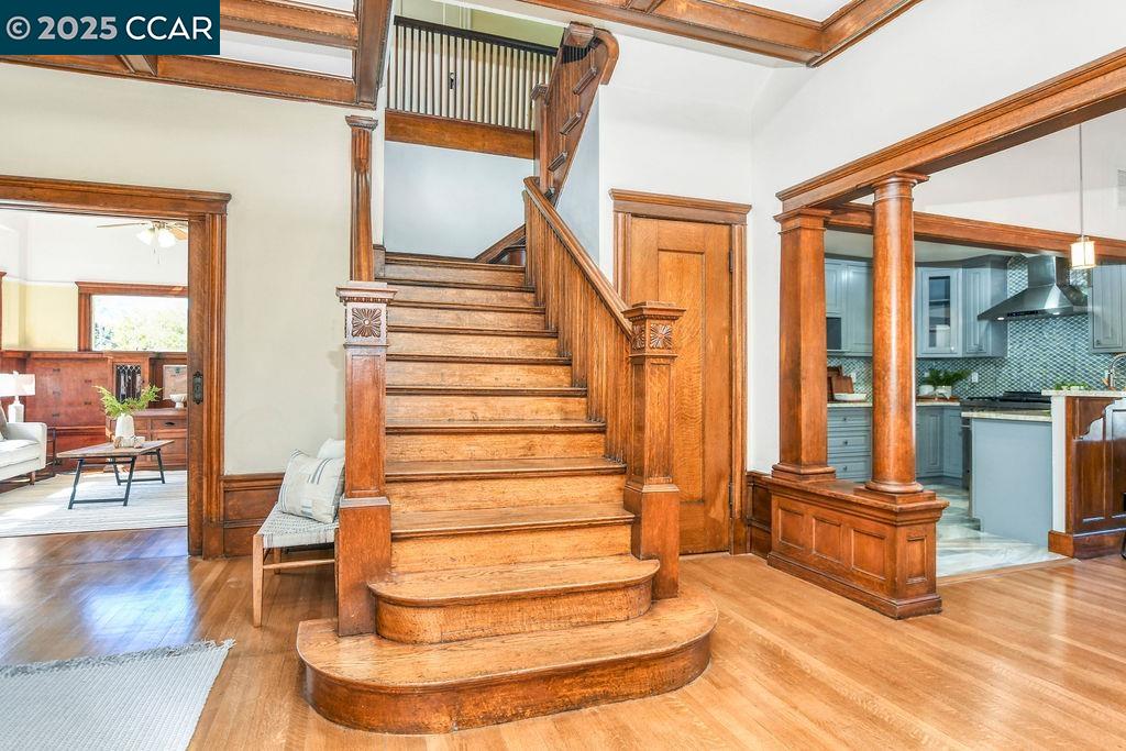 Detail Gallery Image 8 of 54 For 4100 Alhambra Way, Martinez,  CA 94553 - 5 Beds | 3/1 Baths