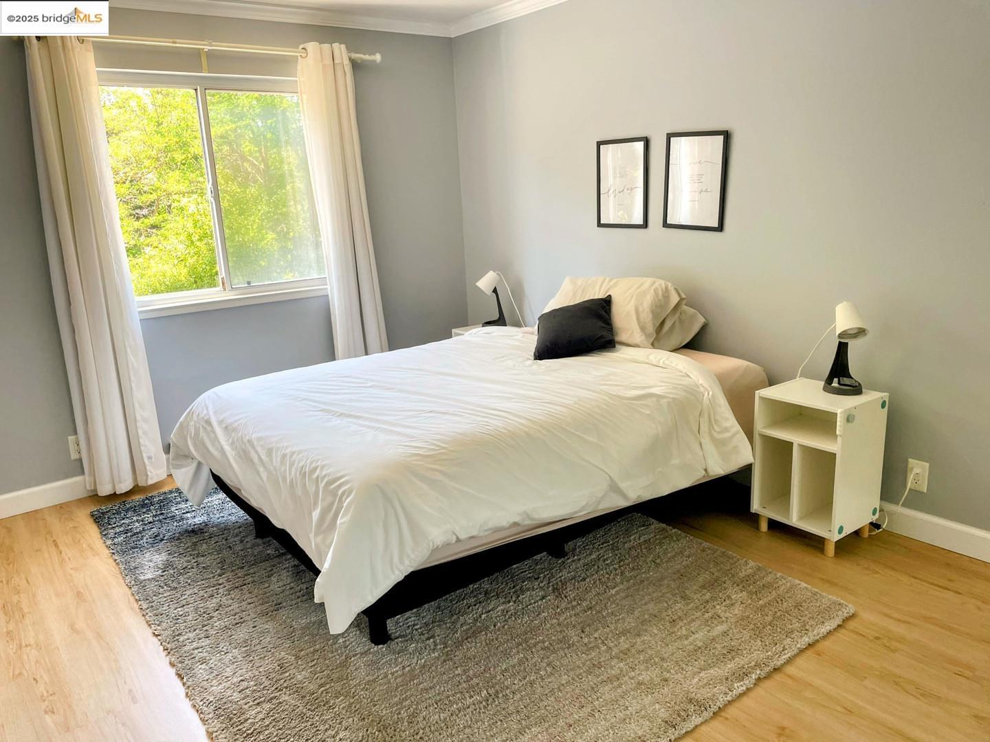 Detail Gallery Image 5 of 12 For 650 Alamo Ct #9,  Mountain View,  CA 94043 - 2 Beds | 1 Baths