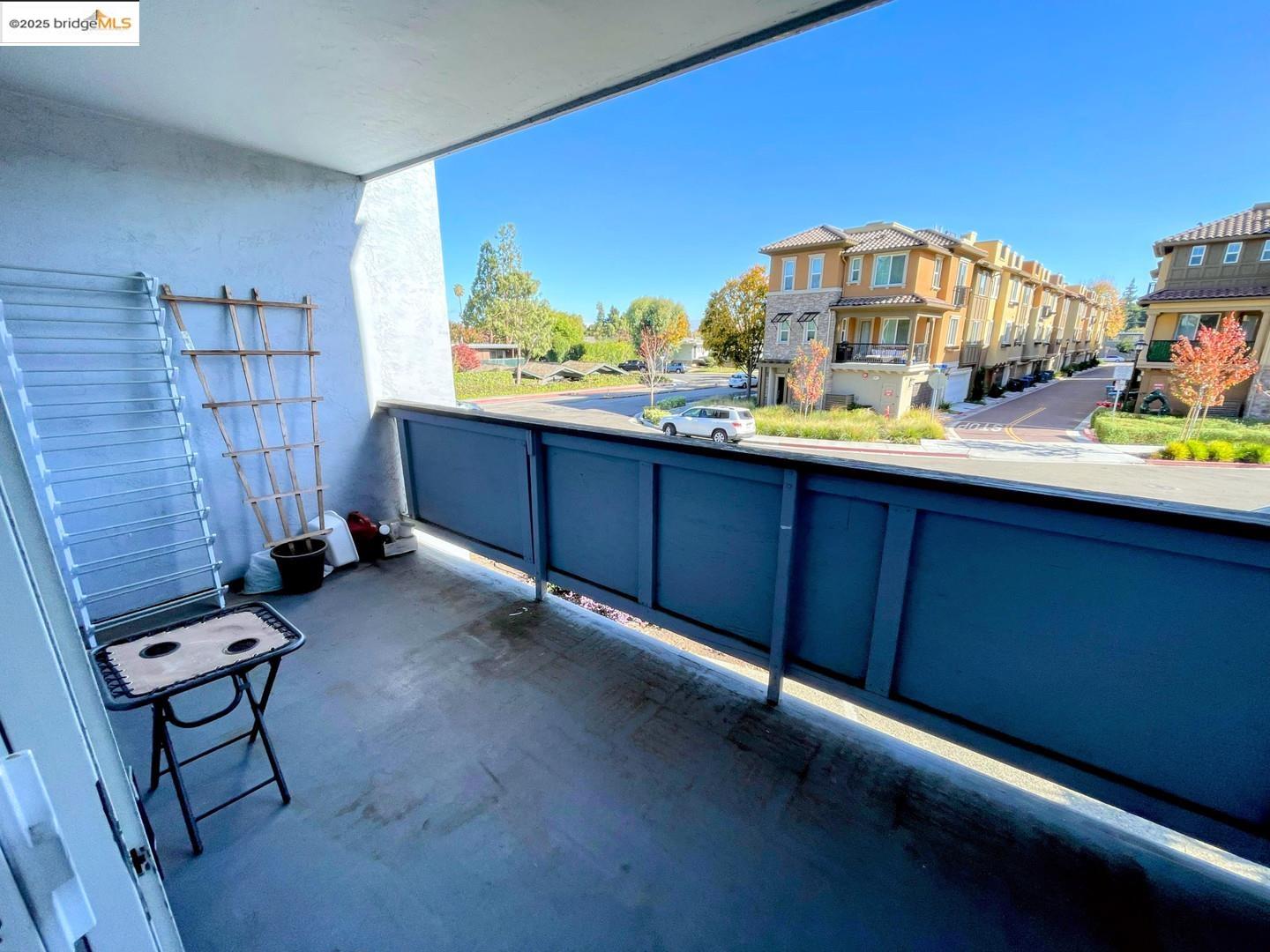 Detail Gallery Image 9 of 12 For 650 Alamo Ct #9,  Mountain View,  CA 94043 - 2 Beds | 1 Baths