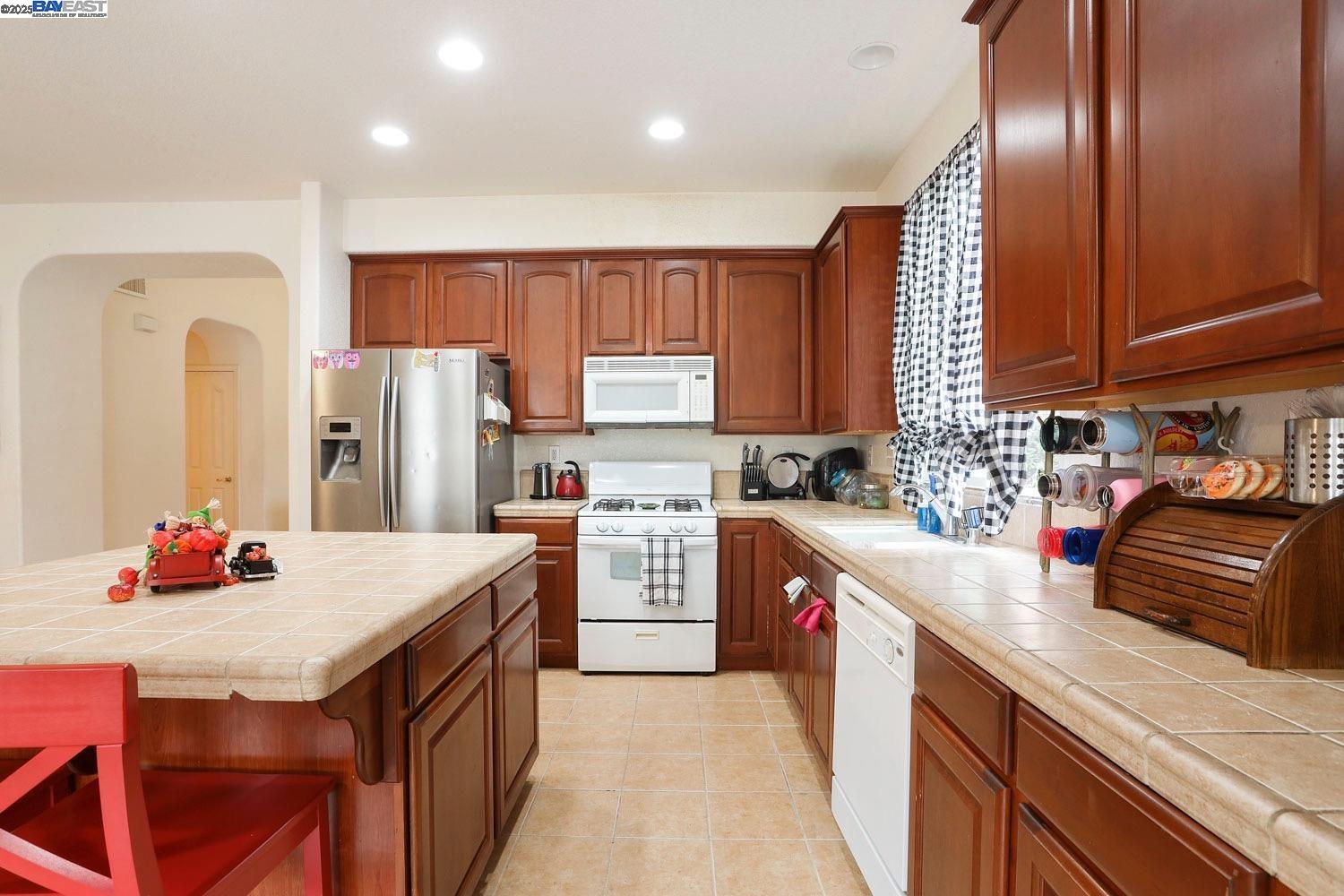 Detail Gallery Image 6 of 21 For , Stockton,  CA 95212 - 5 Beds | 3/1 Baths