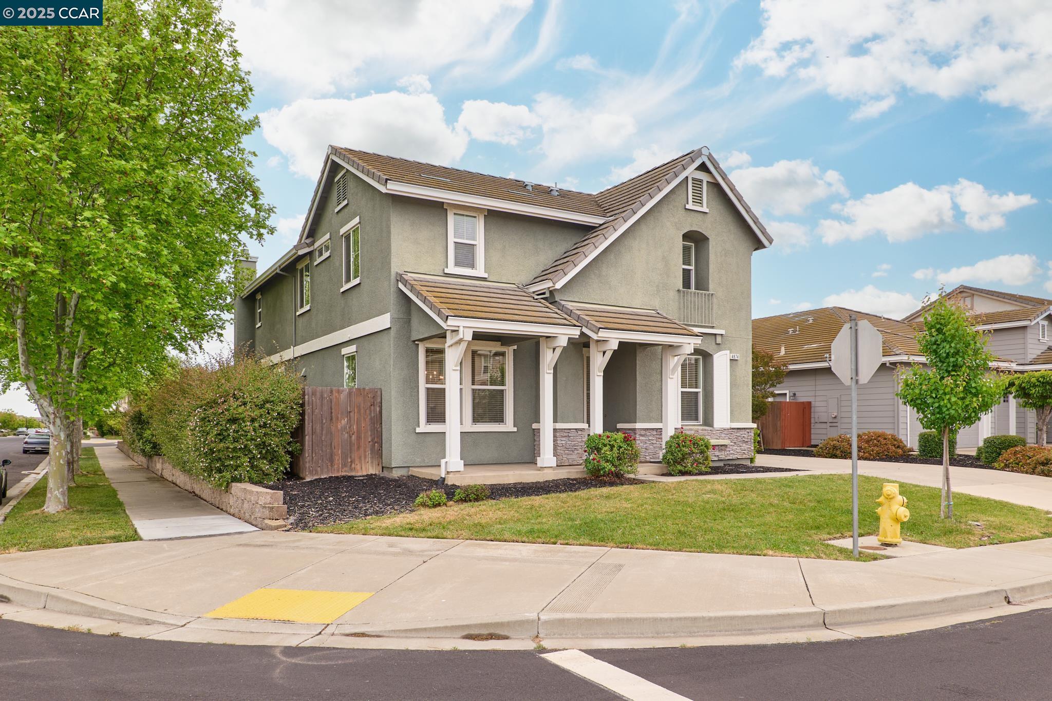 Detail Gallery Image 2 of 38 For 4874 Snowy Egret Way, Oakley,  CA 94561 - 4 Beds | 2/1 Baths