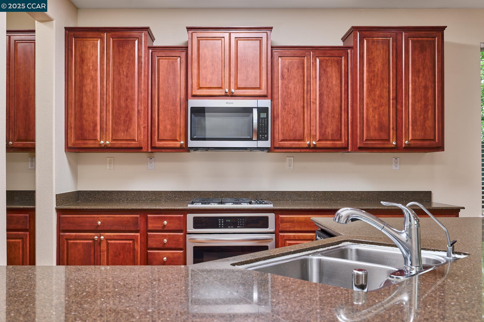 Detail Gallery Image 11 of 38 For 4874 Snowy Egret Way, Oakley,  CA 94561 - 4 Beds | 2/1 Baths