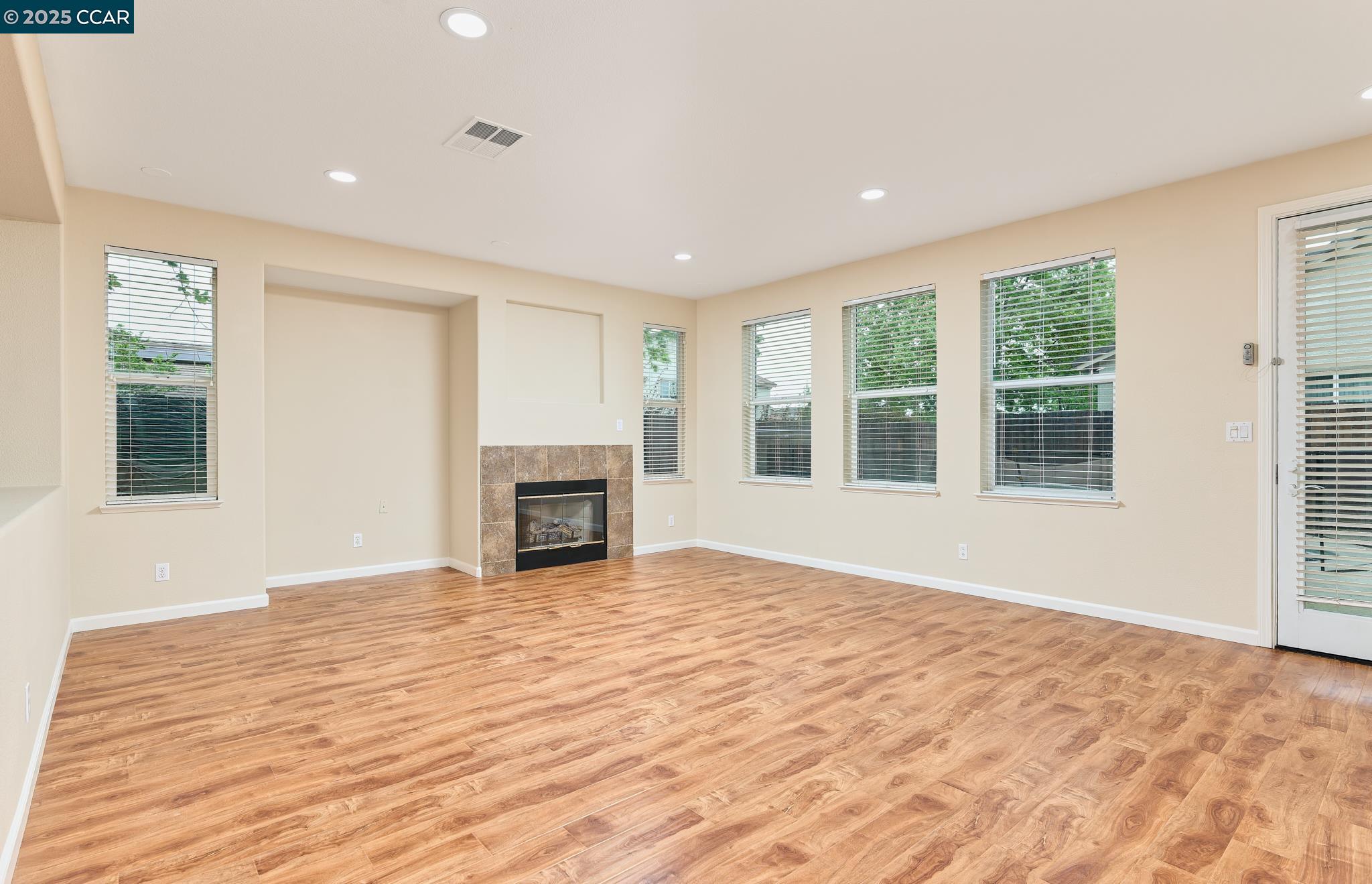 Detail Gallery Image 22 of 38 For 4874 Snowy Egret Way, Oakley,  CA 94561 - 4 Beds | 2/1 Baths