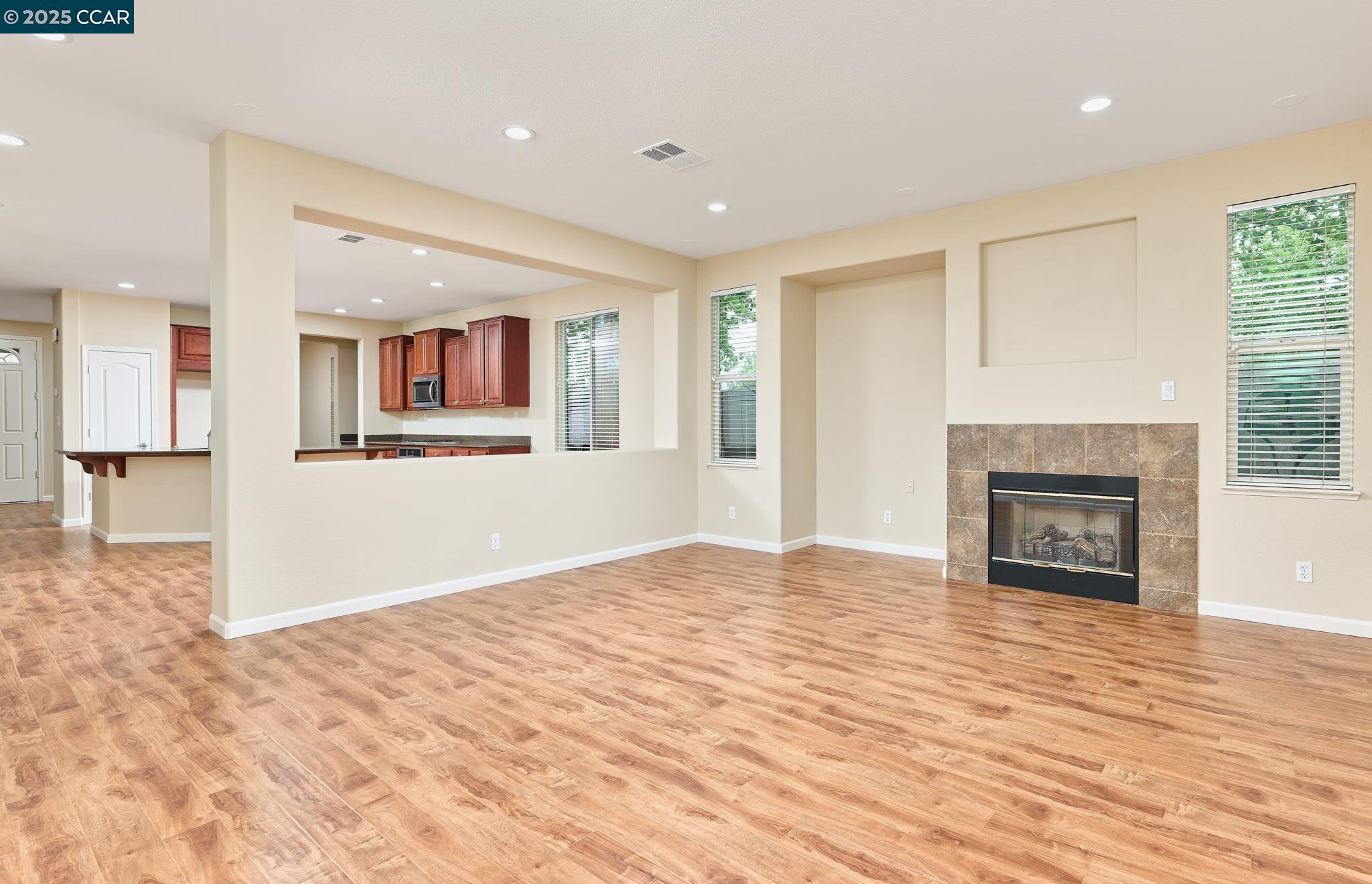 Detail Gallery Image 23 of 38 For 4874 Snowy Egret Way, Oakley,  CA 94561 - 4 Beds | 2/1 Baths