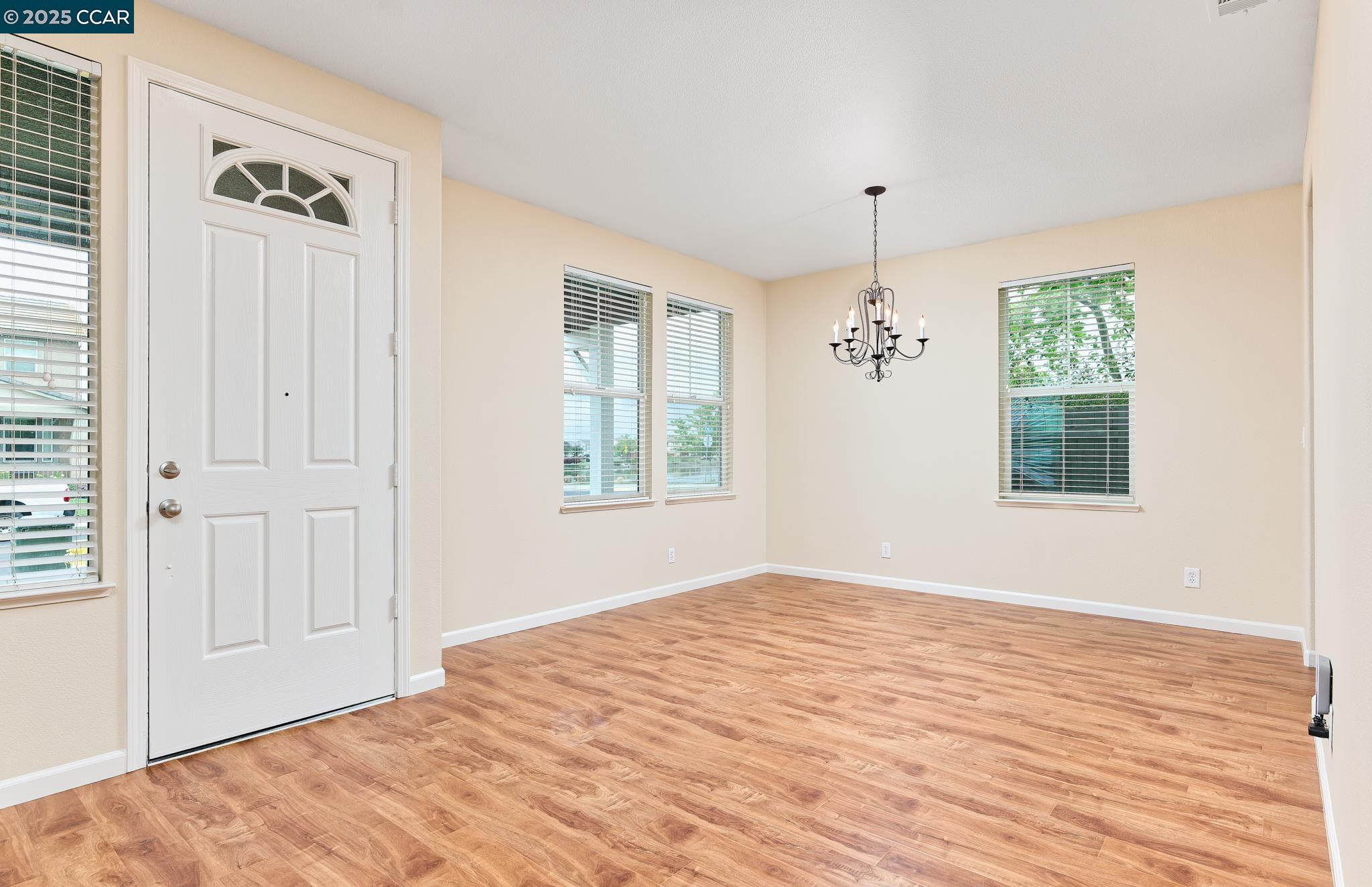 Detail Gallery Image 26 of 38 For 4874 Snowy Egret Way, Oakley,  CA 94561 - 4 Beds | 2/1 Baths