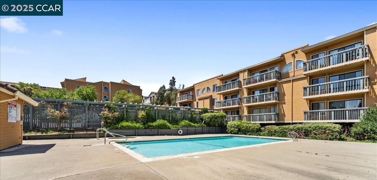 property-img