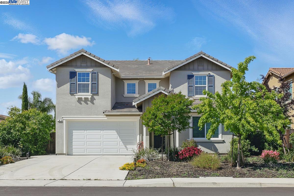 Detail Gallery Image 1 of 56 For 18 Prescott Cir, Oakley,  CA 94561 - 4 Beds | 3 Baths