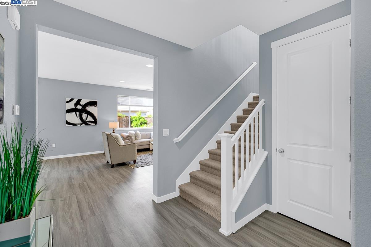 Detail Gallery Image 21 of 56 For 18 Prescott Cir, Oakley,  CA 94561 - 4 Beds | 3 Baths