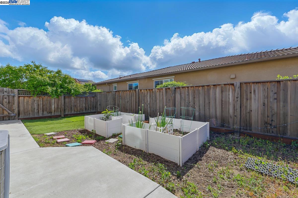 Detail Gallery Image 51 of 56 For 18 Prescott Cir, Oakley,  CA 94561 - 4 Beds | 3 Baths