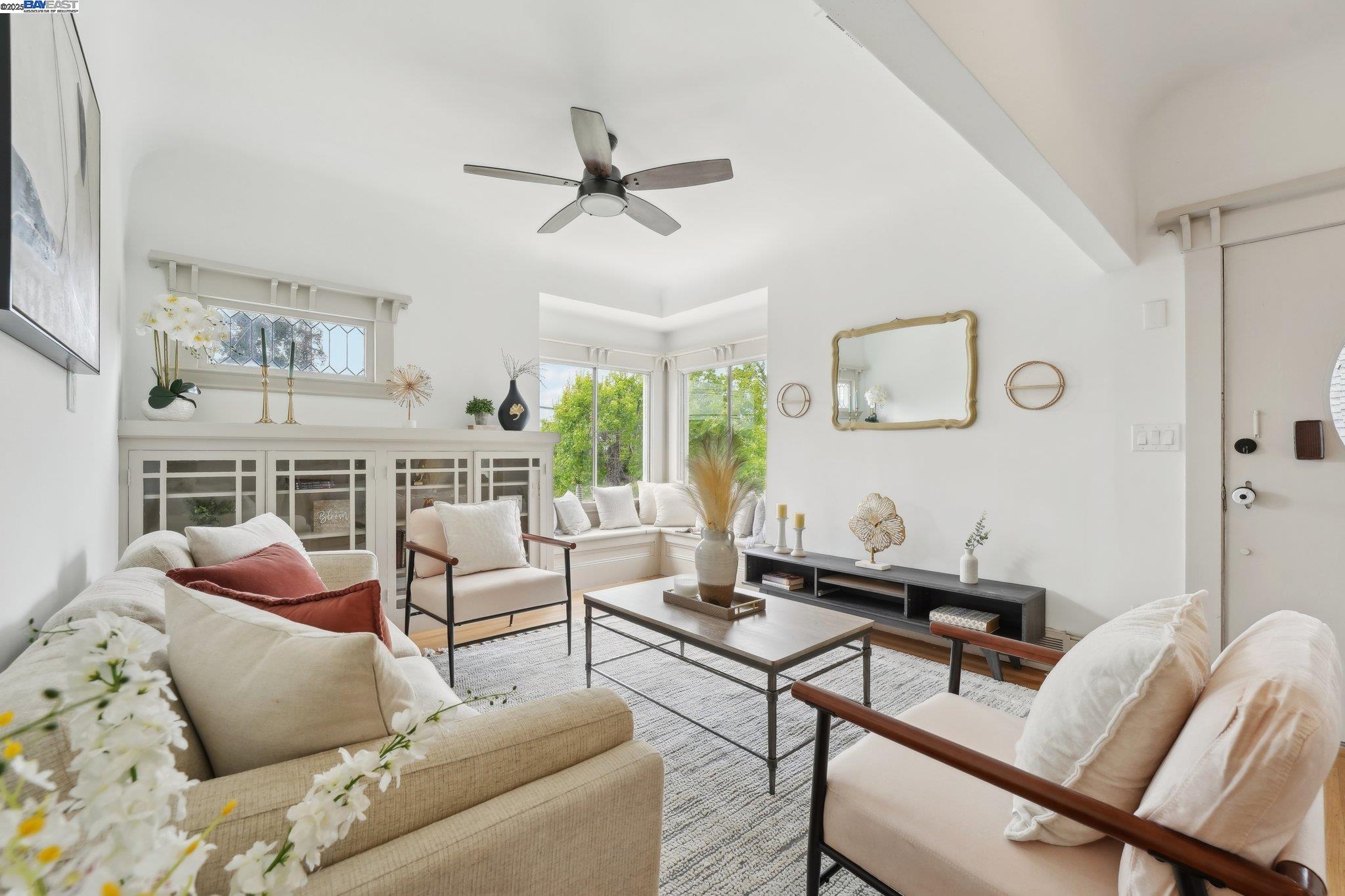 Detail Gallery Image 1 of 54 For 2155 42nd Ave, Oakland,  CA 94601 - 5 Beds | 3/1 Baths
