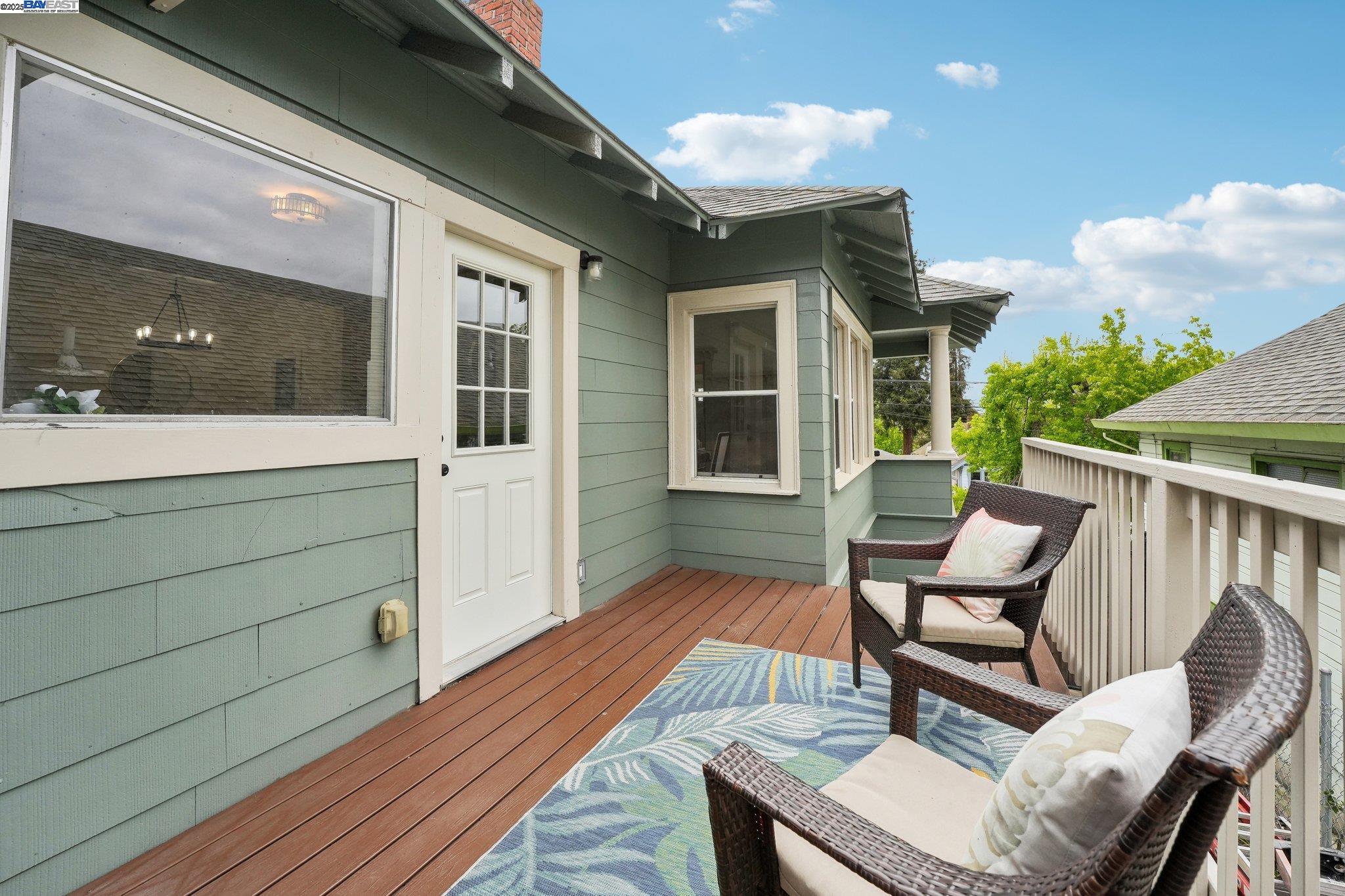 Detail Gallery Image 21 of 54 For 2155 42nd Ave, Oakland,  CA 94601 - 5 Beds | 3/1 Baths