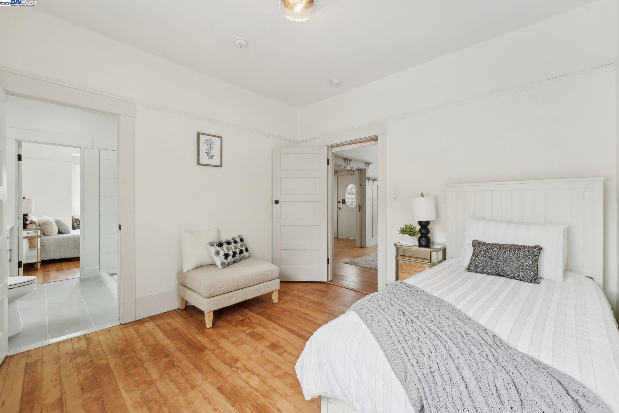Detail Gallery Image 32 of 54 For 2155 42nd Ave, Oakland,  CA 94601 - 5 Beds | 3/1 Baths