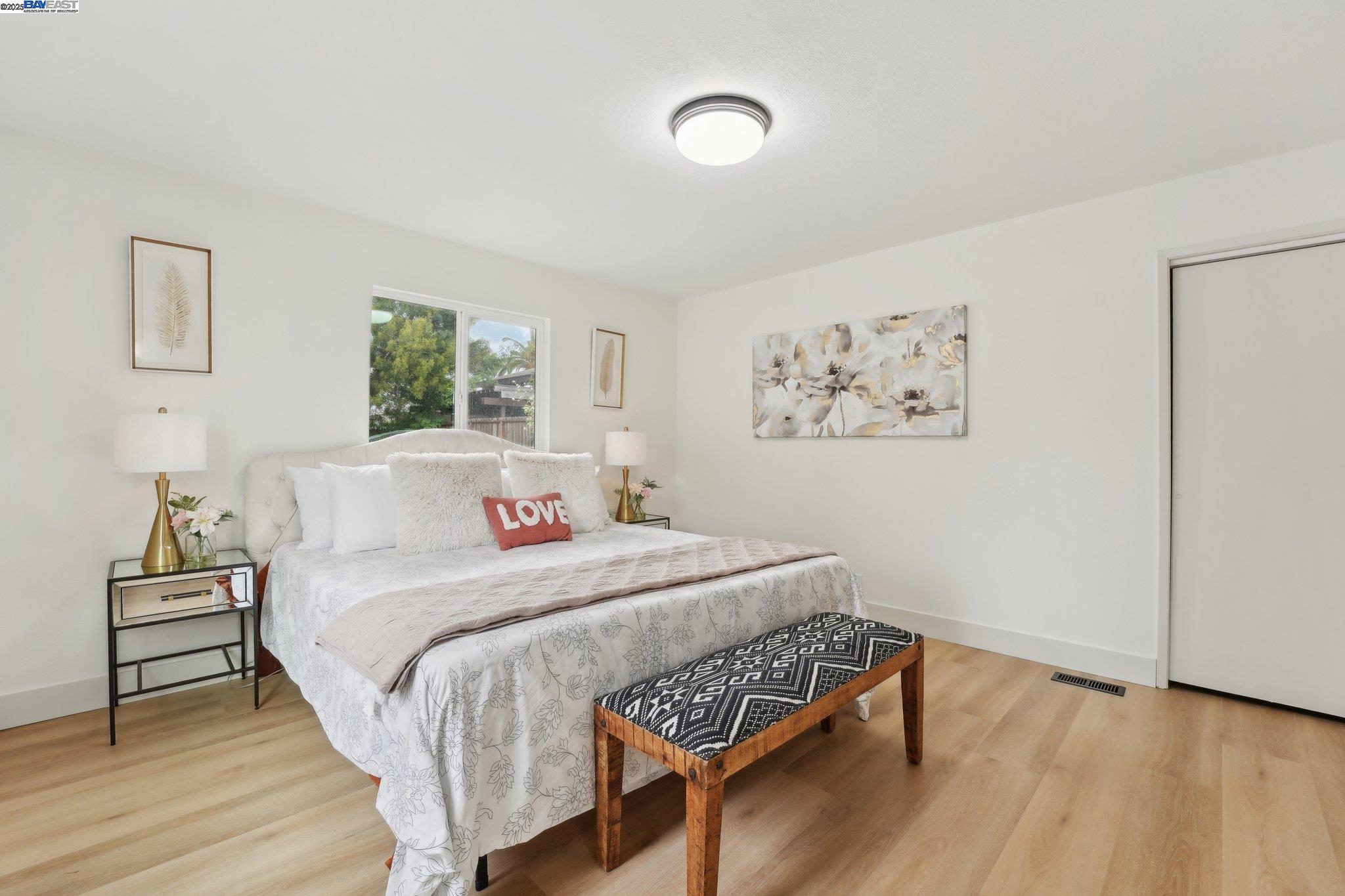Detail Gallery Image 33 of 54 For 2155 42nd Ave, Oakland,  CA 94601 - 5 Beds | 3/1 Baths