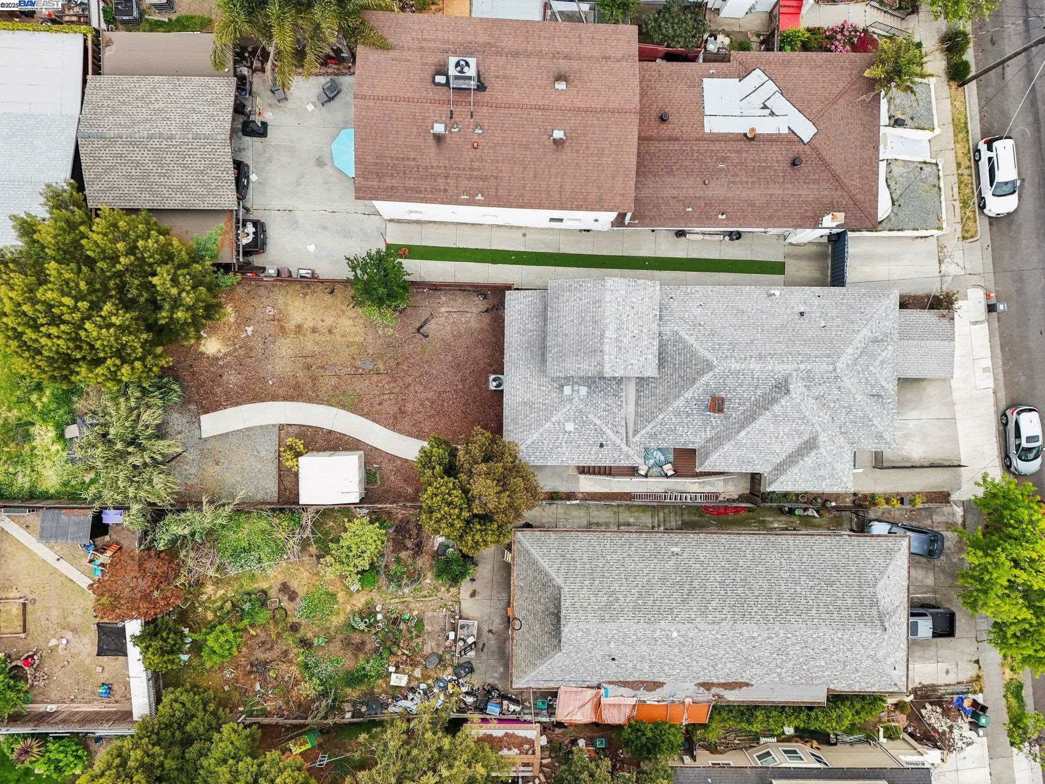 Detail Gallery Image 49 of 54 For 2155 42nd Ave, Oakland,  CA 94601 - 5 Beds | 3/1 Baths