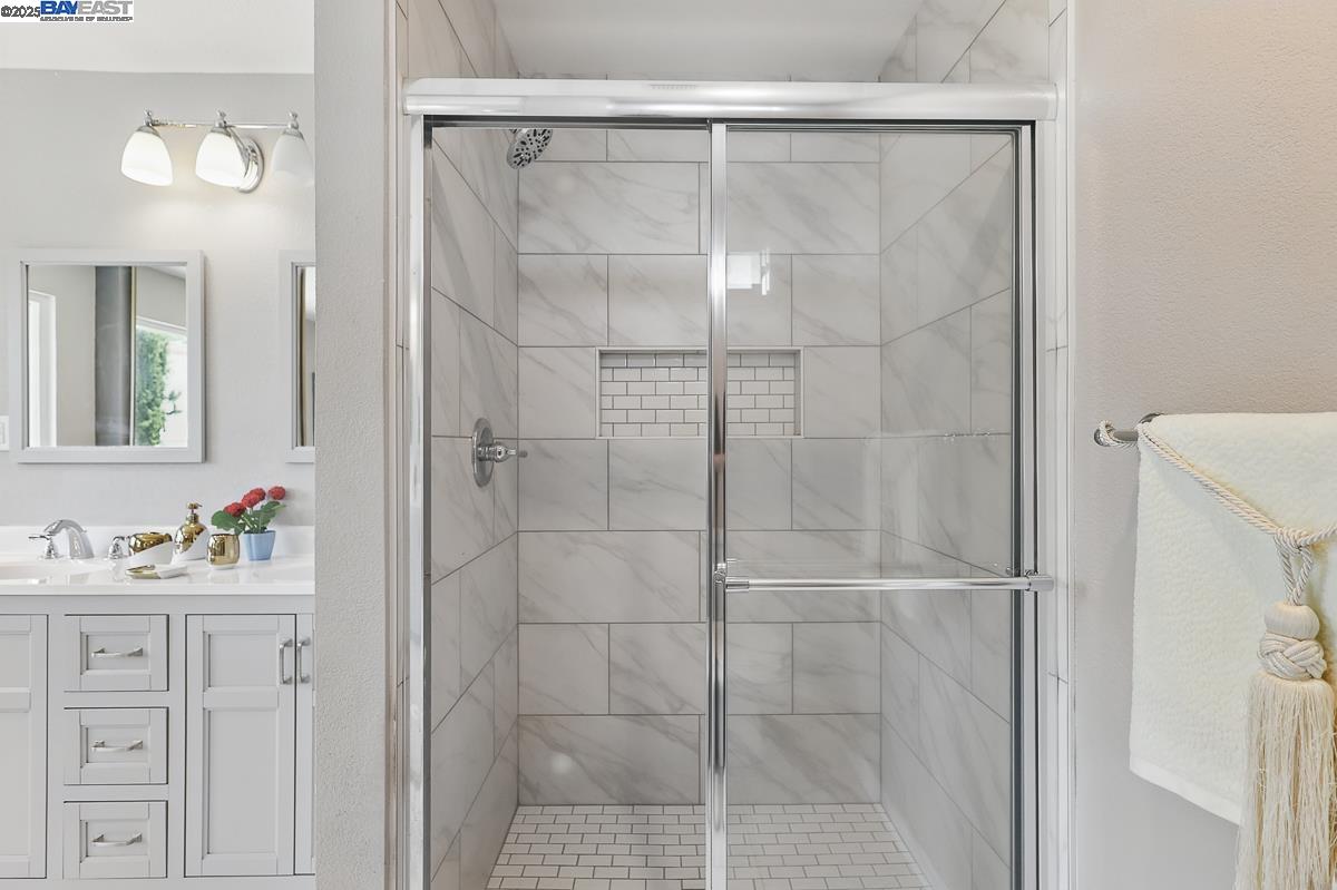 Detail Gallery Image 44 of 60 For 305 Granite Cir, Antioch,  CA 94509 - 4 Beds | 2/1 Baths
