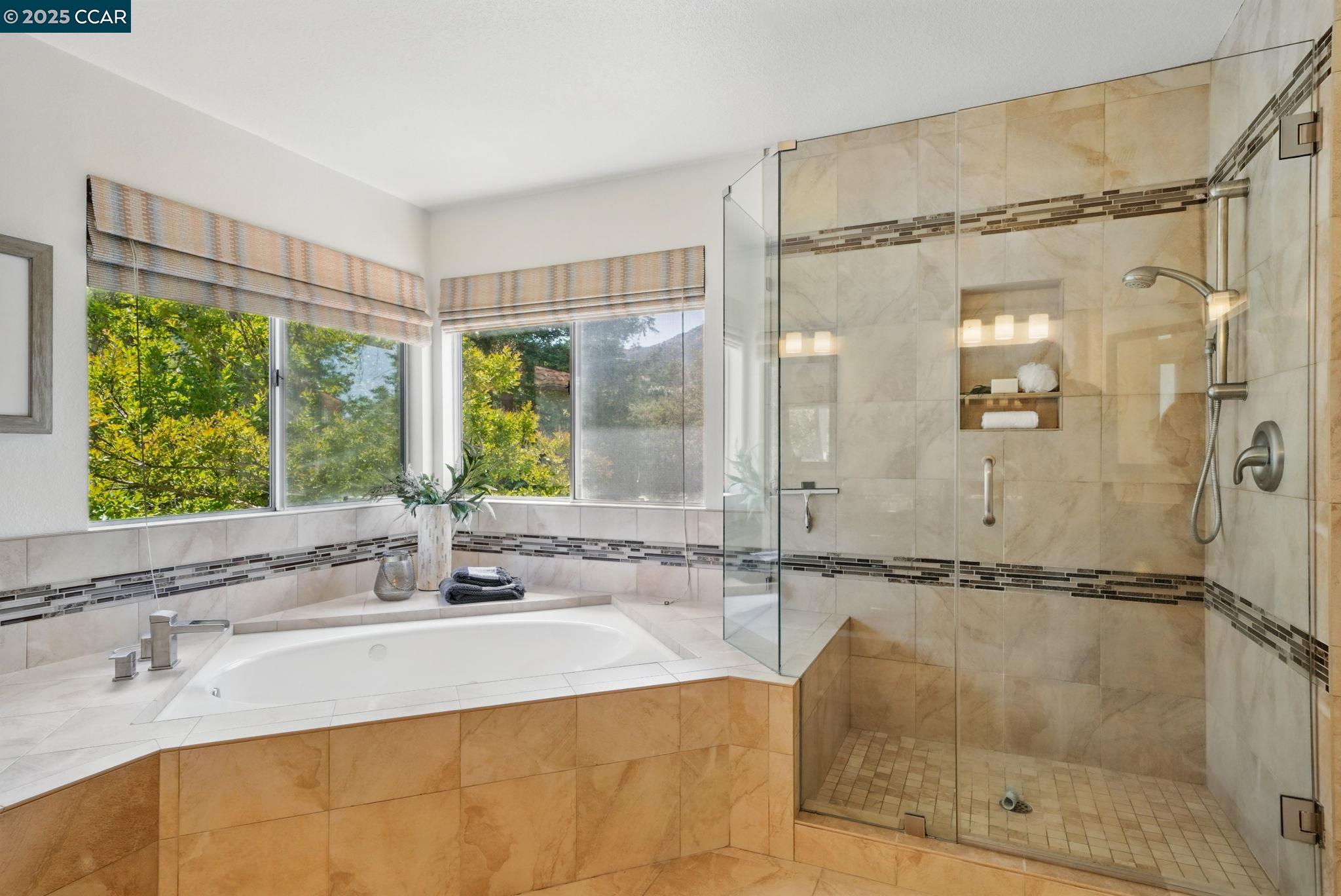 Detail Gallery Image 20 of 41 For 47 La Canada Ct, Clayton,  CA 94517 - 4 Beds | 2/1 Baths