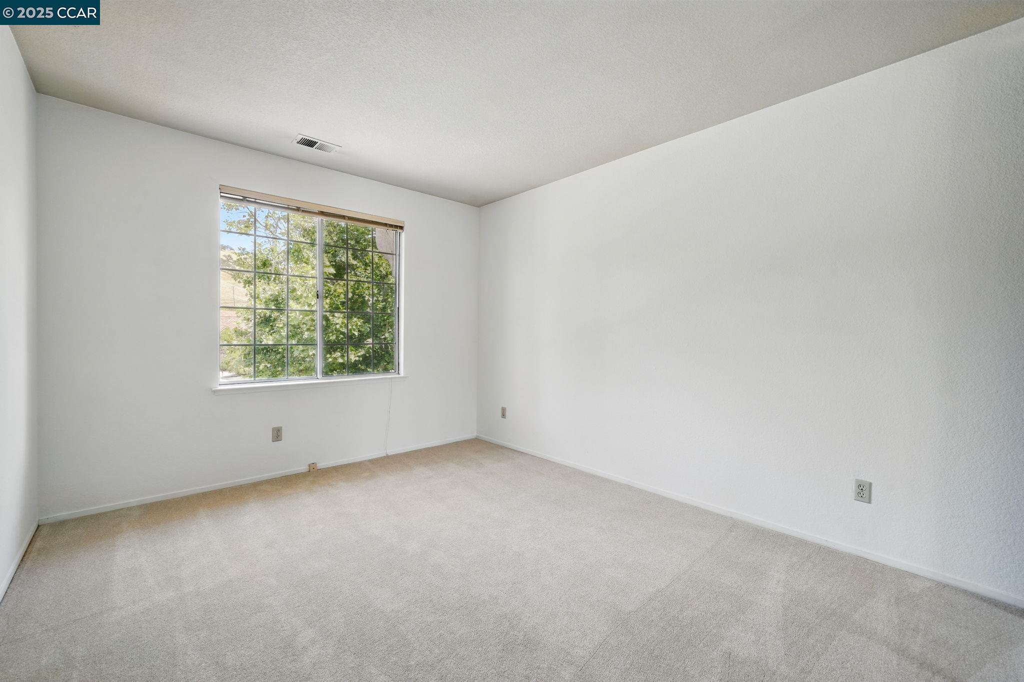 Detail Gallery Image 23 of 41 For 47 La Canada Ct, Clayton,  CA 94517 - 4 Beds | 2/1 Baths