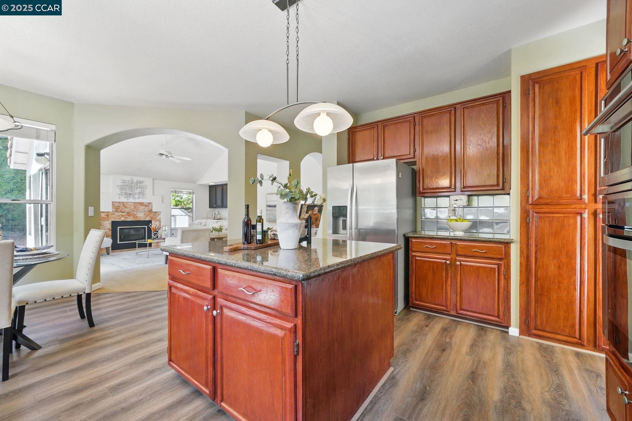 Detail Gallery Image 8 of 41 For 47 La Canada Ct, Clayton,  CA 94517 - 4 Beds | 2/1 Baths