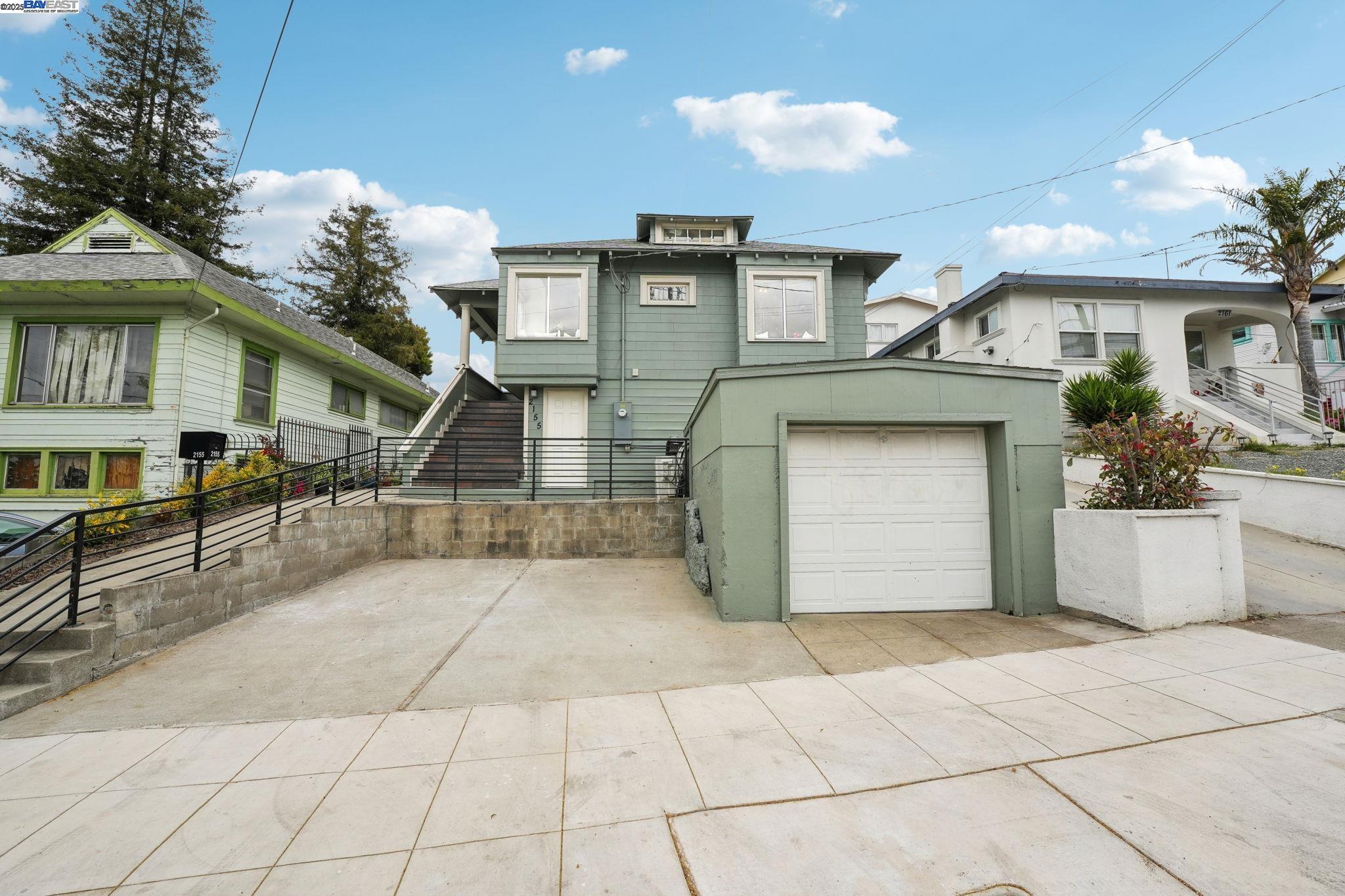 Detail Gallery Image 2 of 60 For 2155 42nd Ave, Oakland,  CA 94601 - – Beds | – Baths