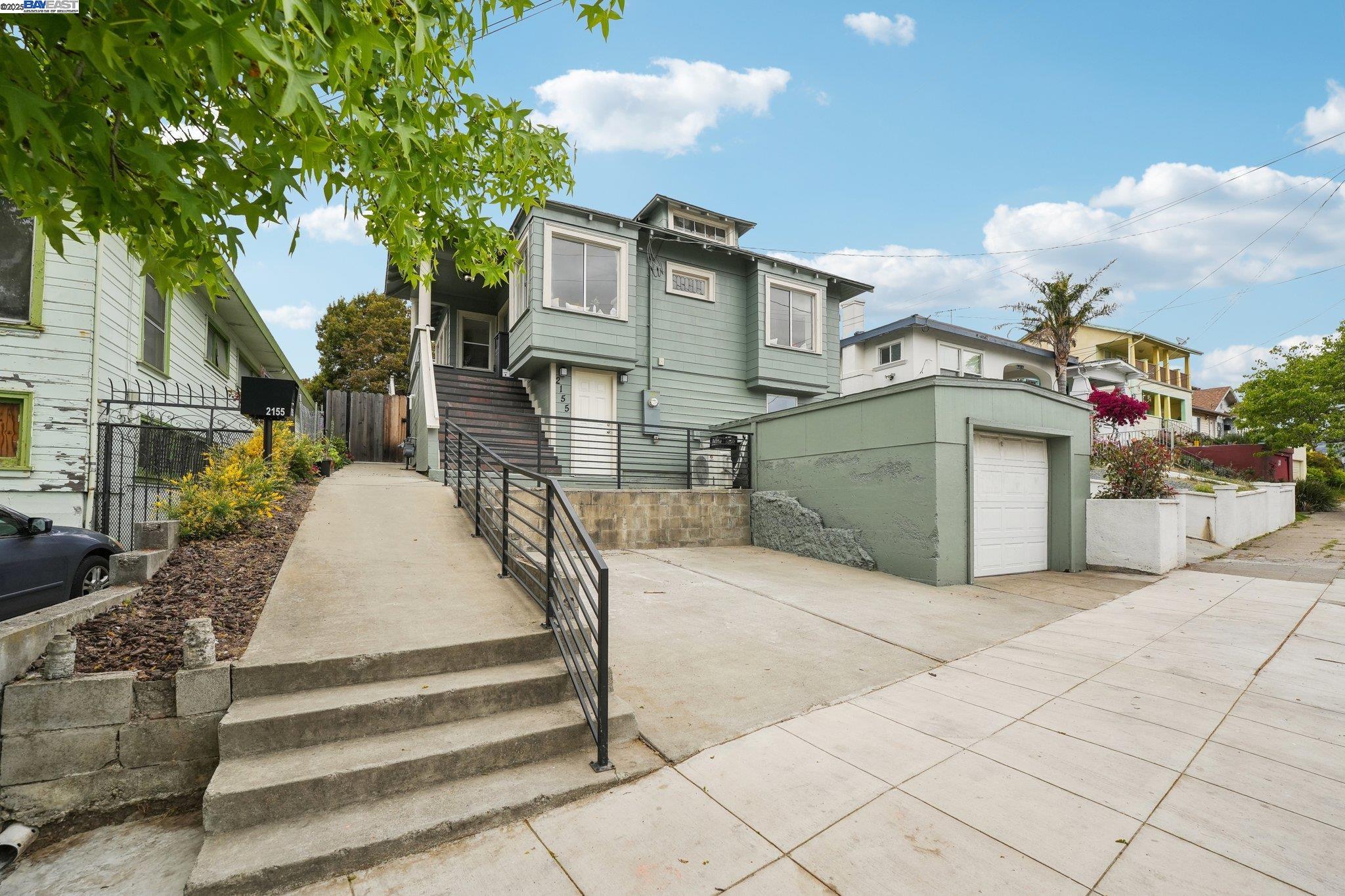 Detail Gallery Image 6 of 60 For 2155 42nd Ave, Oakland,  CA 94601 - – Beds | – Baths