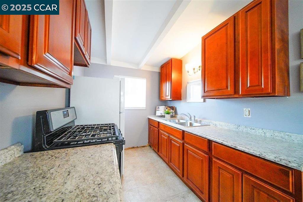1669 Sarah Dr, Pinole, California 94564, 3 Bedrooms Bedrooms, 6 Rooms Rooms,1 BathroomBathrooms,Residential Lease,For Rent,1669 Sarah Dr,41095212