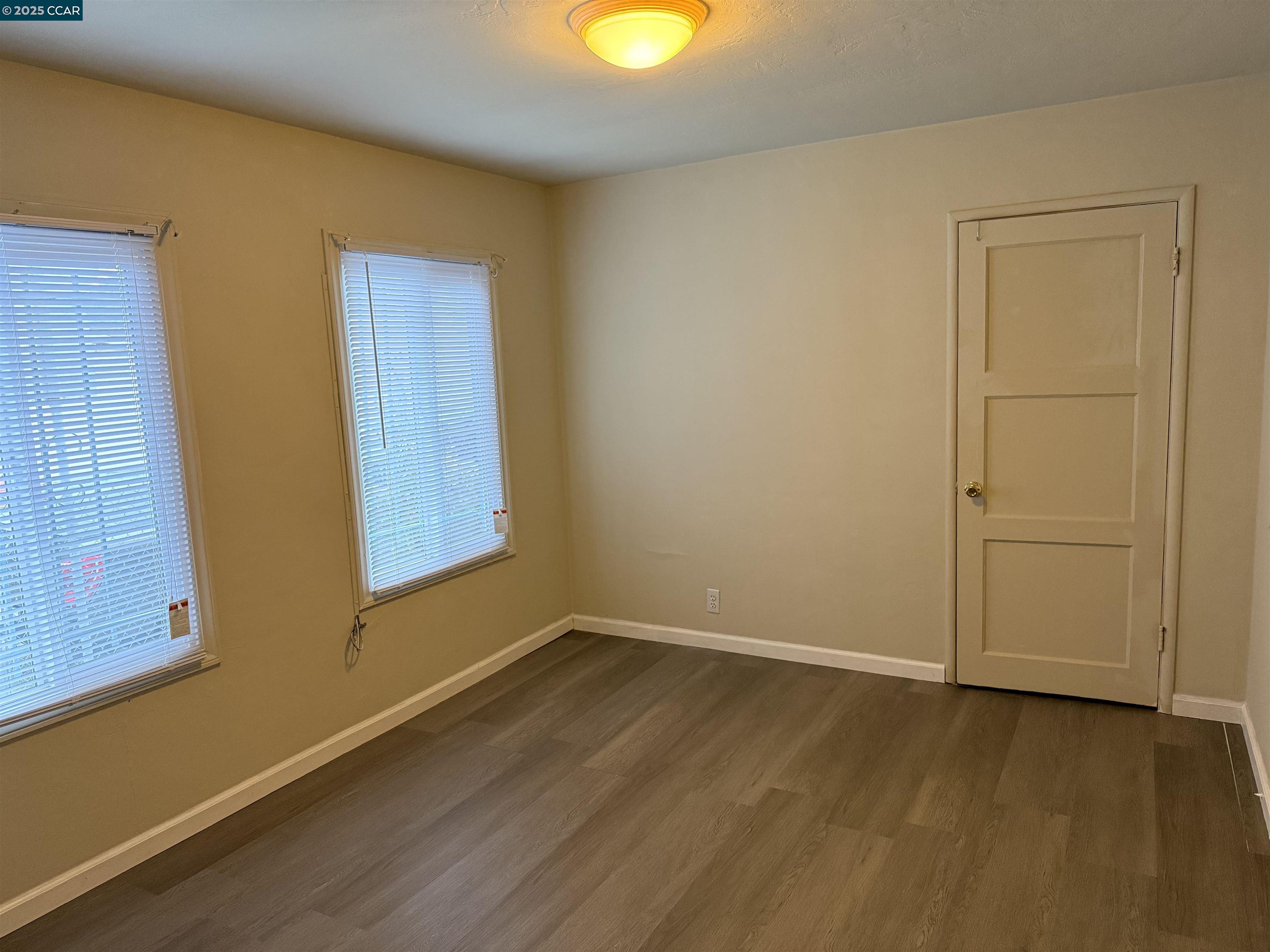 Detail Gallery Image 8 of 8 For 4028 E 18th St, Oakland,  CA 94601 - – Beds | – Baths