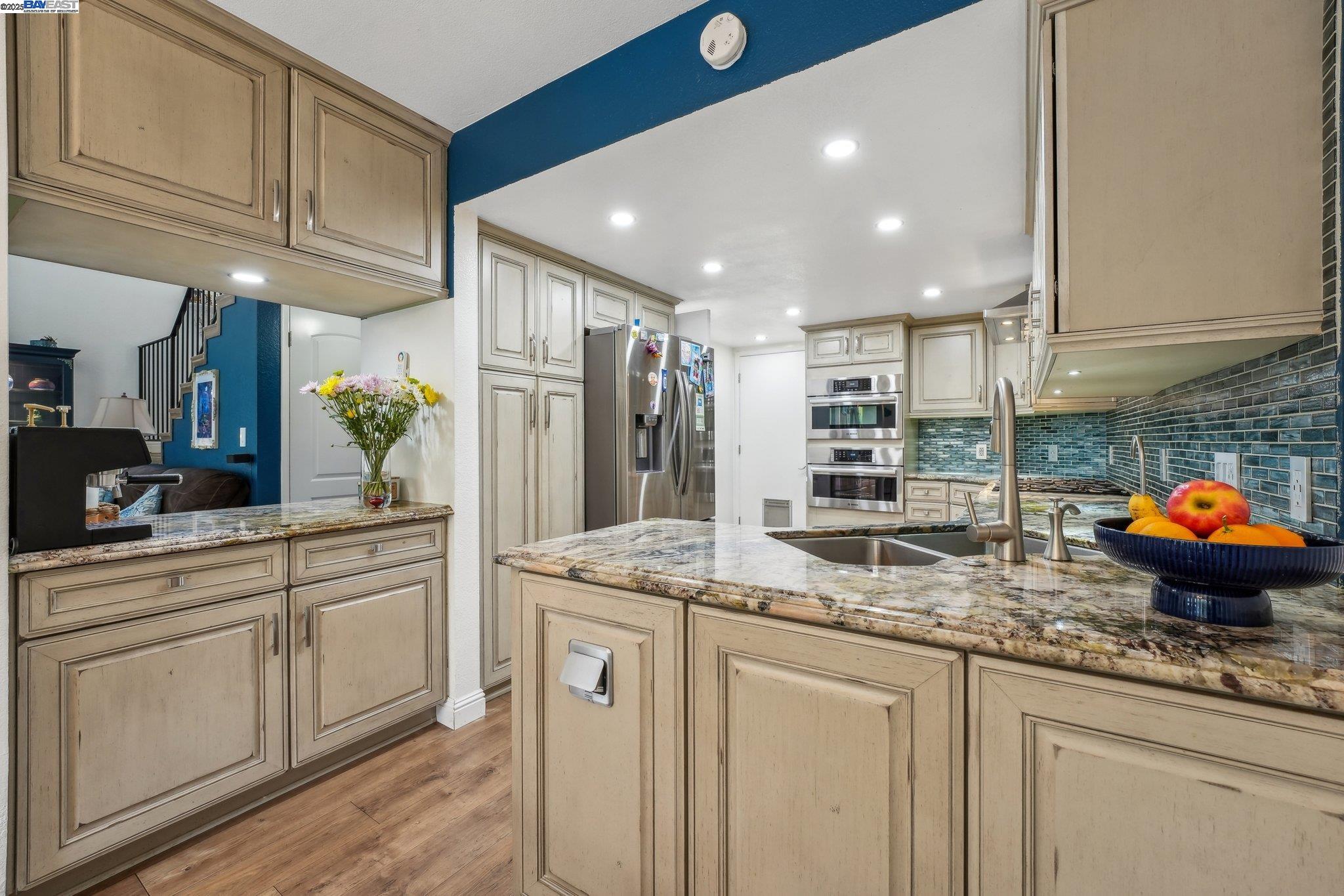 Detail Gallery Image 12 of 57 For 2986 Liberty Dr, Pleasanton,  CA 94566 - 3 Beds | 2/1 Baths