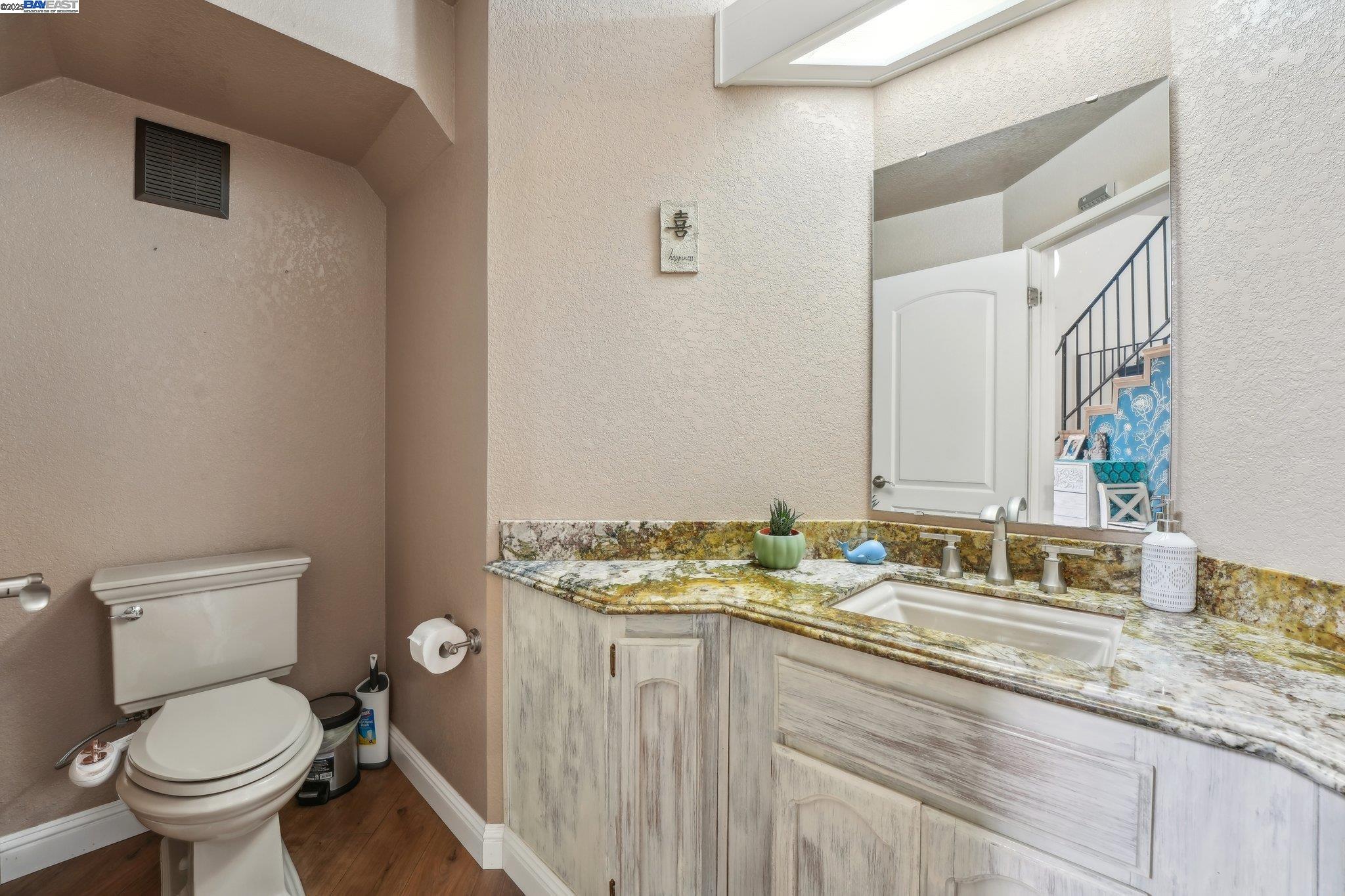 Detail Gallery Image 22 of 57 For 2986 Liberty Dr, Pleasanton,  CA 94566 - 3 Beds | 2/1 Baths