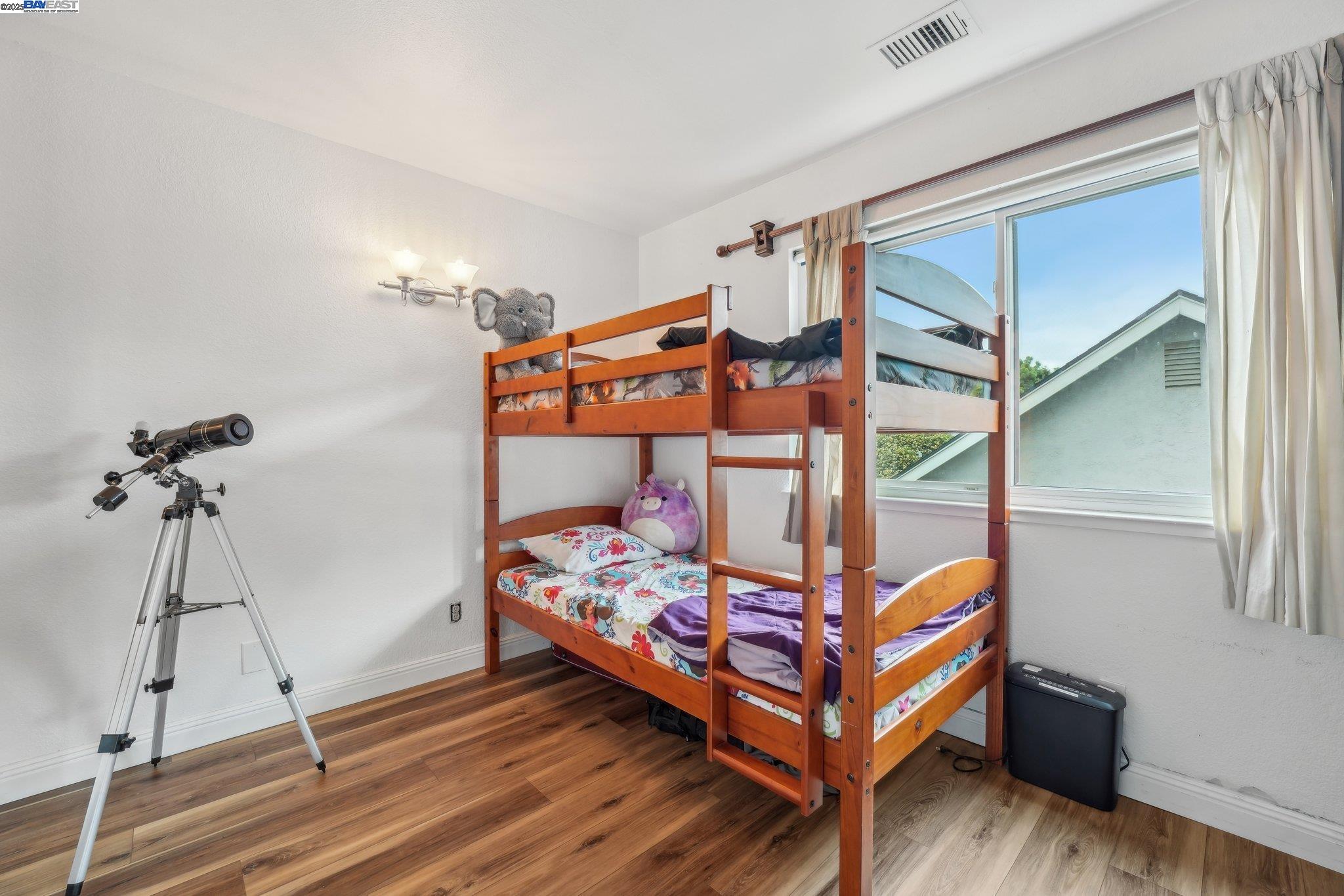 Detail Gallery Image 39 of 57 For 2986 Liberty Dr, Pleasanton,  CA 94566 - 3 Beds | 2/1 Baths